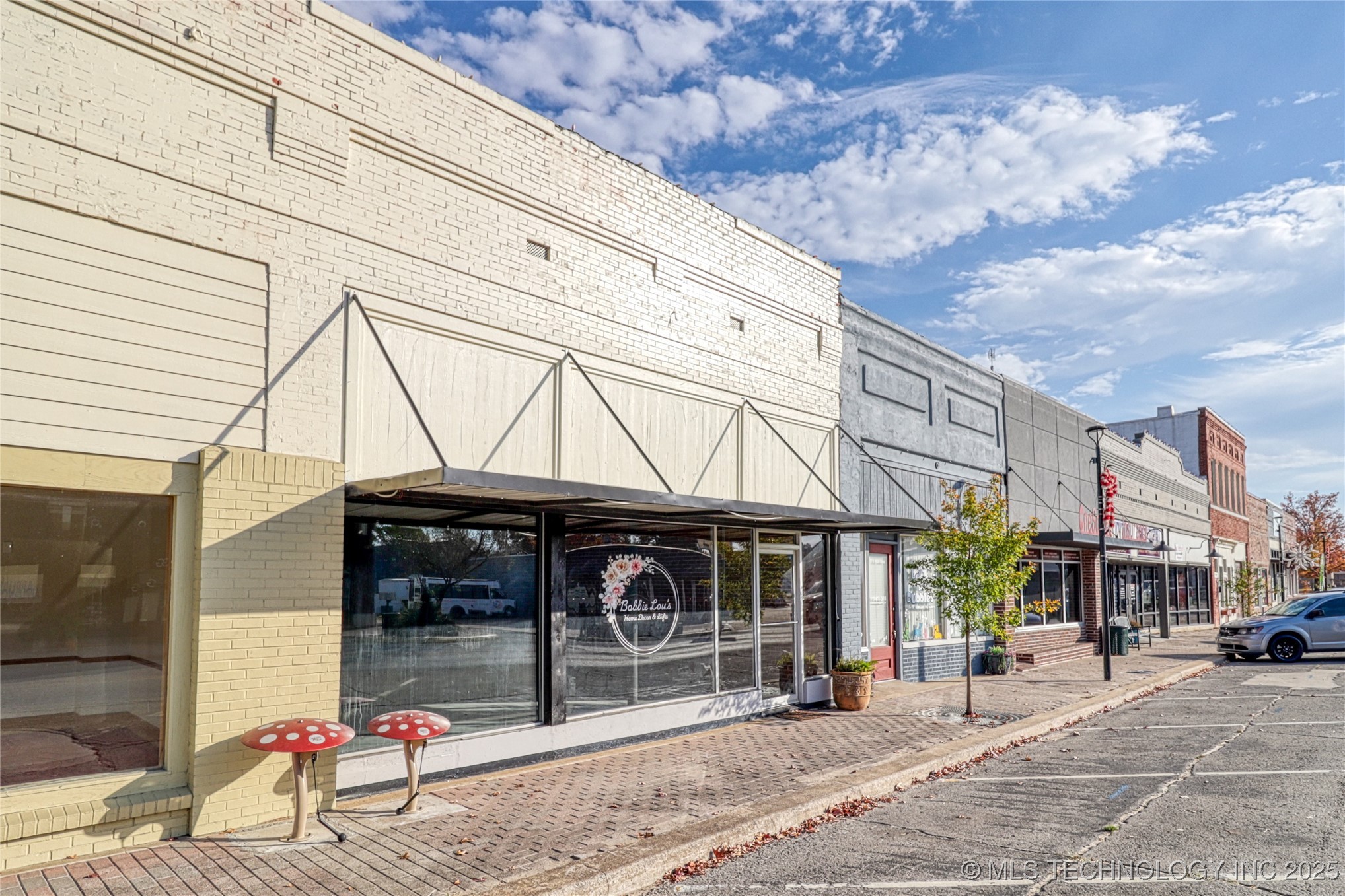 115 S Main Street Property Photo 1