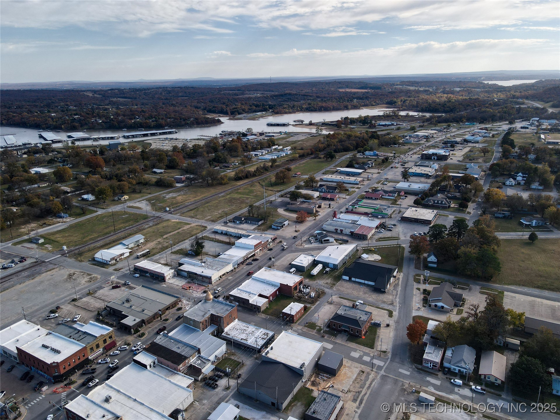 115 S Main Street Property Photo 20