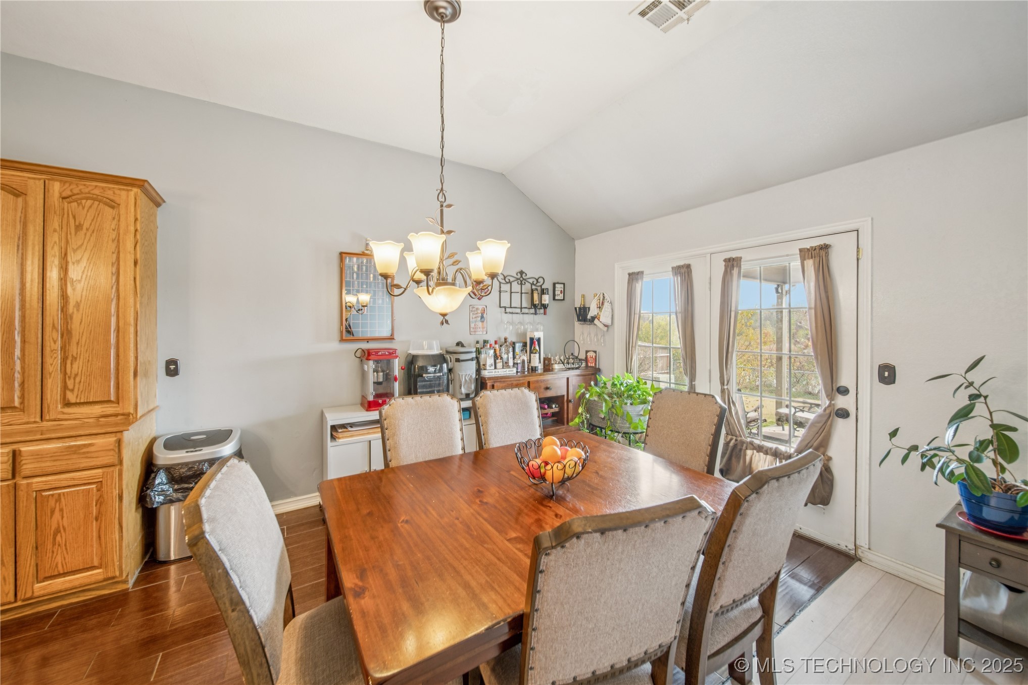 10906 E 95th Street N Property Photo 9