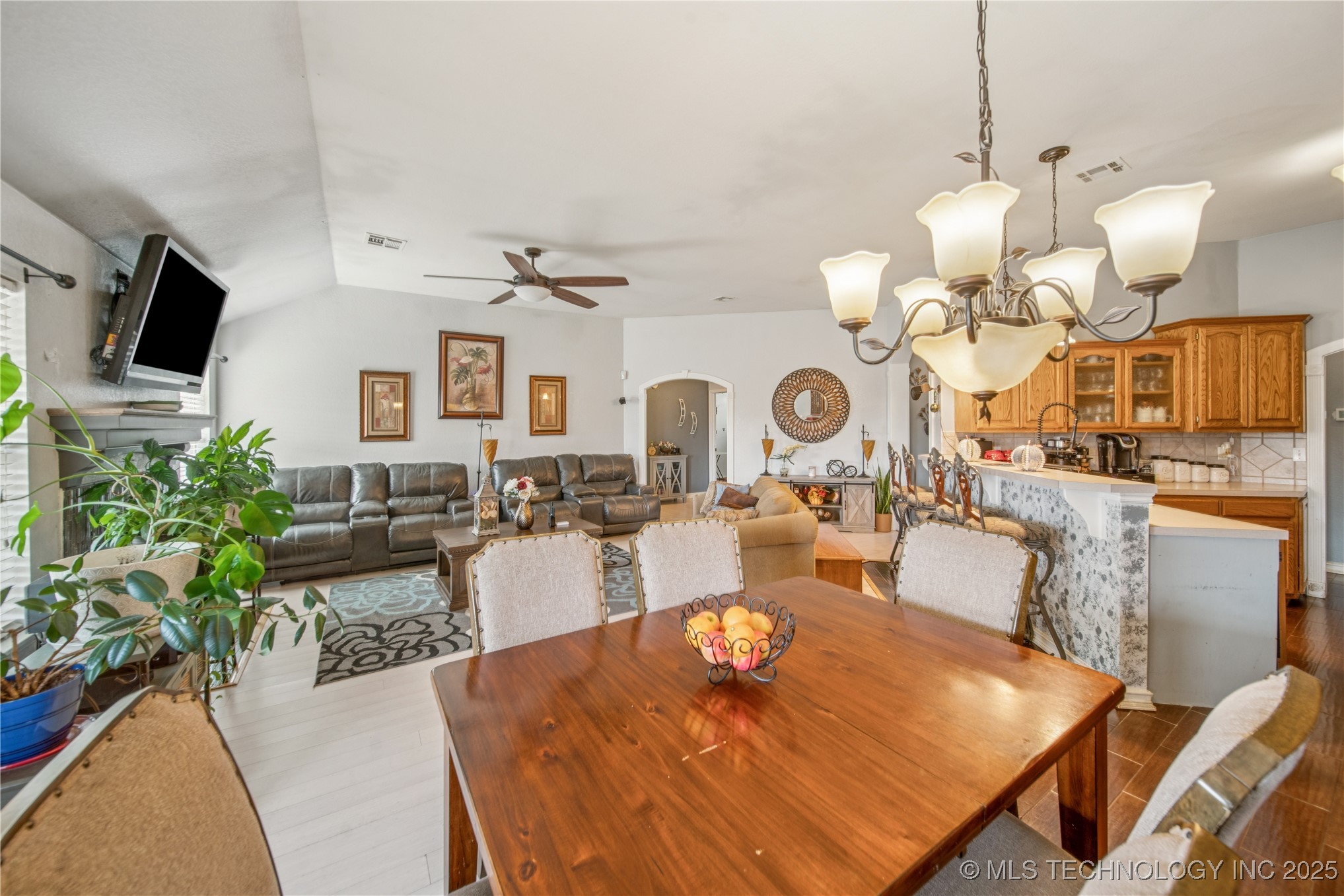 10906 E 95th Street N Property Photo 10