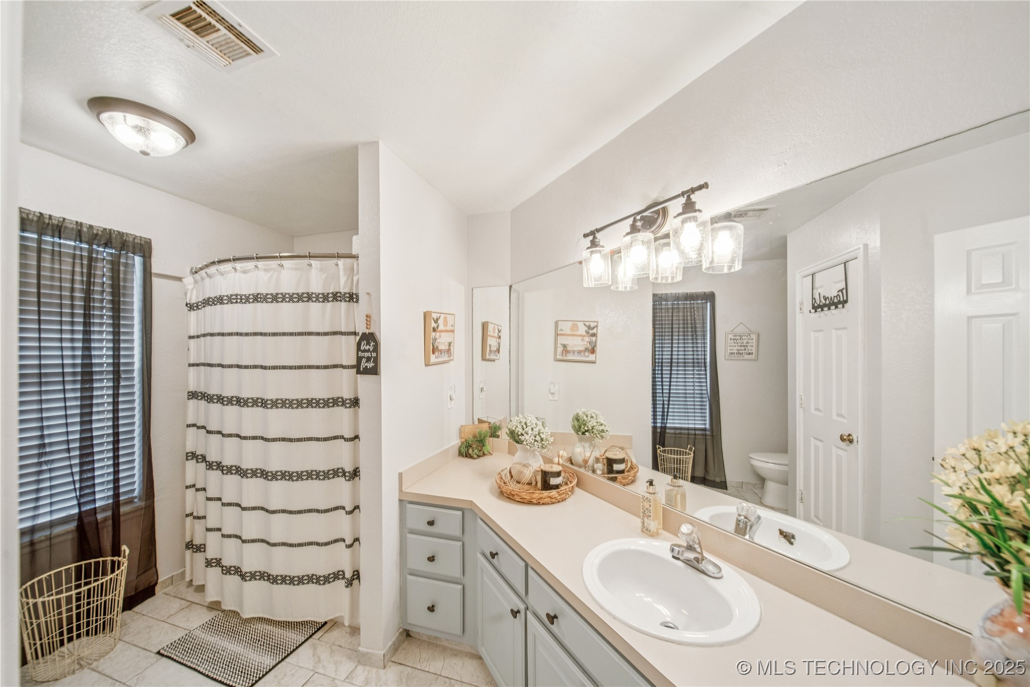 10906 E 95th Street N Property Photo 24