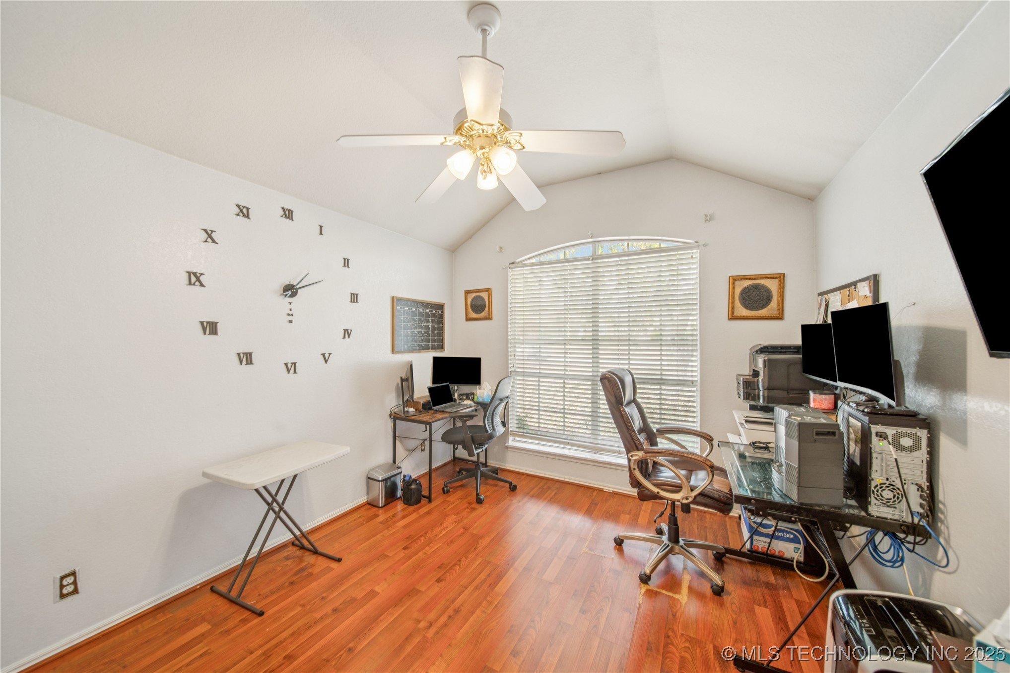 10906 E 95th Street N Property Photo 25