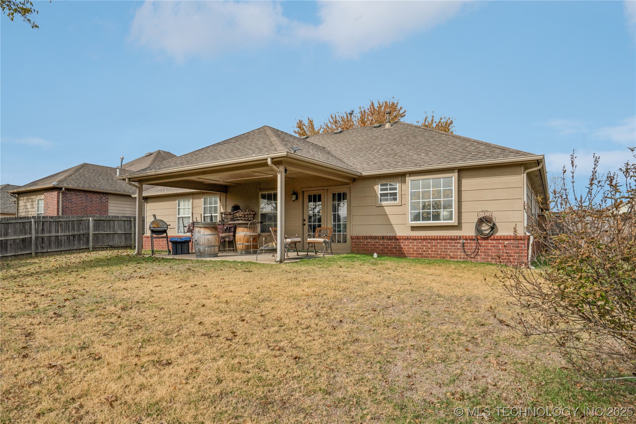 10906 E 95th Street N Property Photo 31