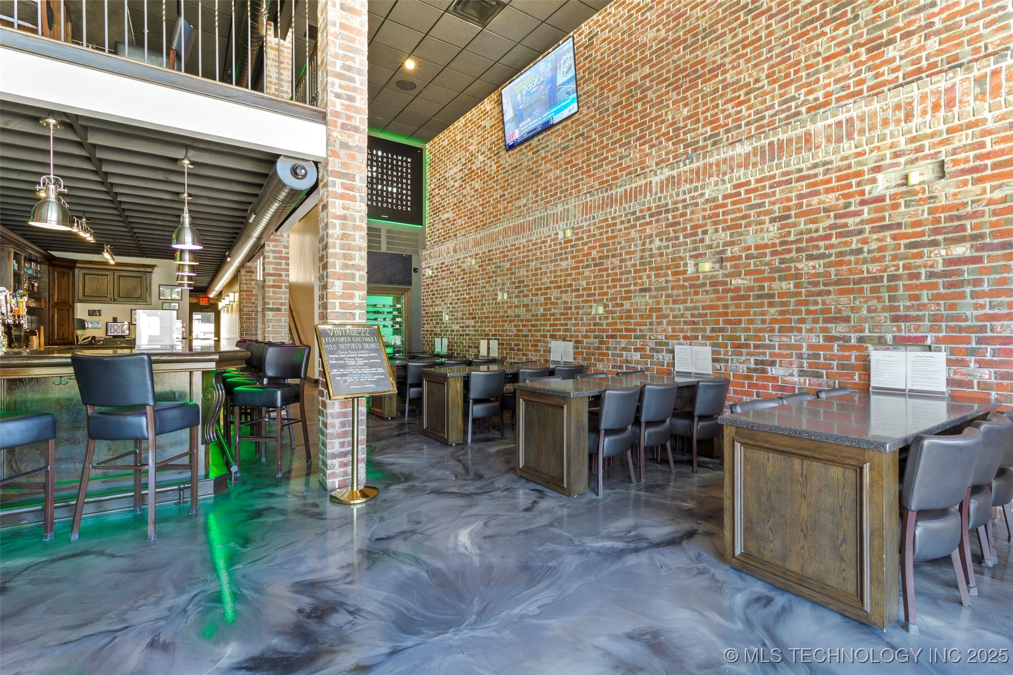 800 E Main Property Photo 5