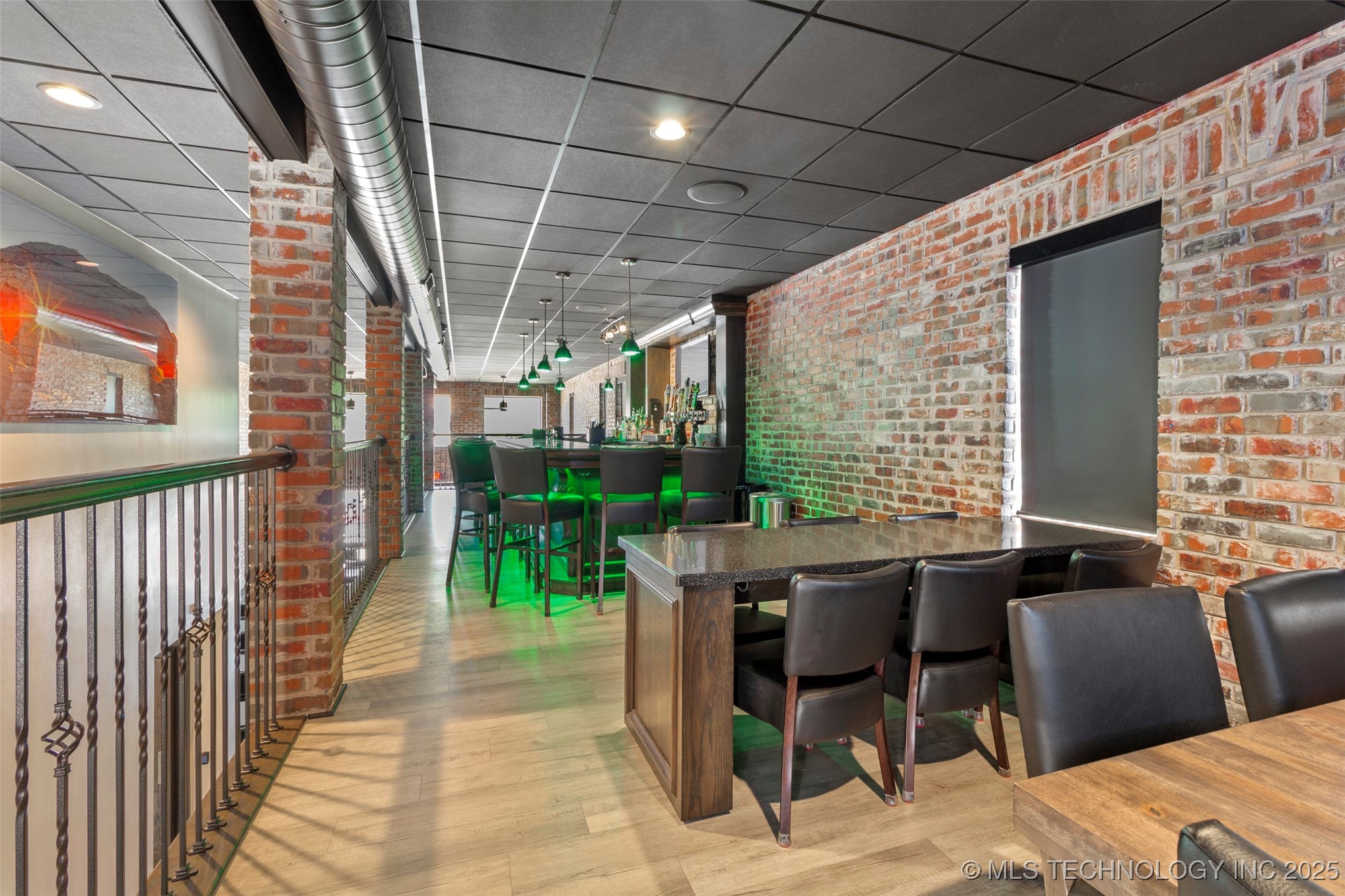 800 E Main Property Photo 11