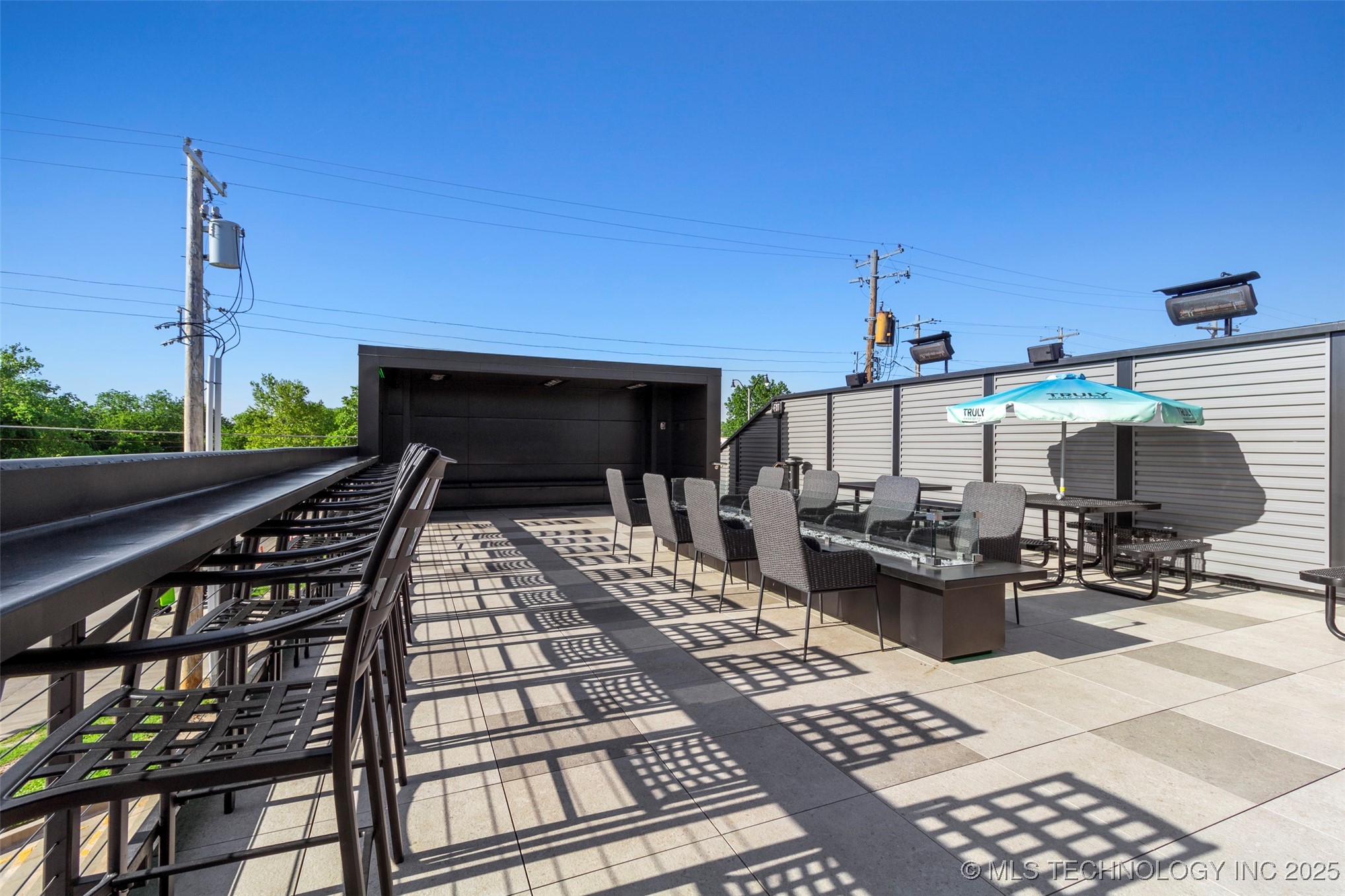 800 E Main Property Photo 16