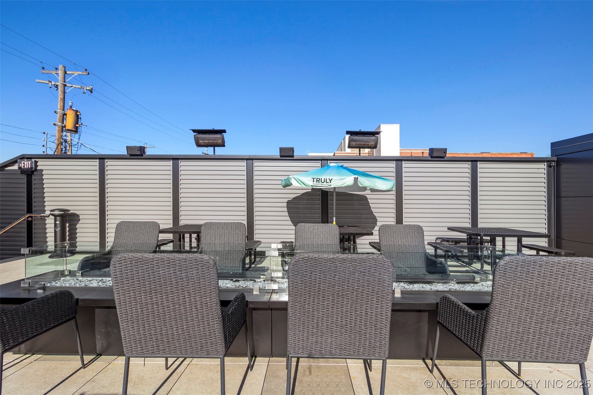 800 E Main Property Photo 17