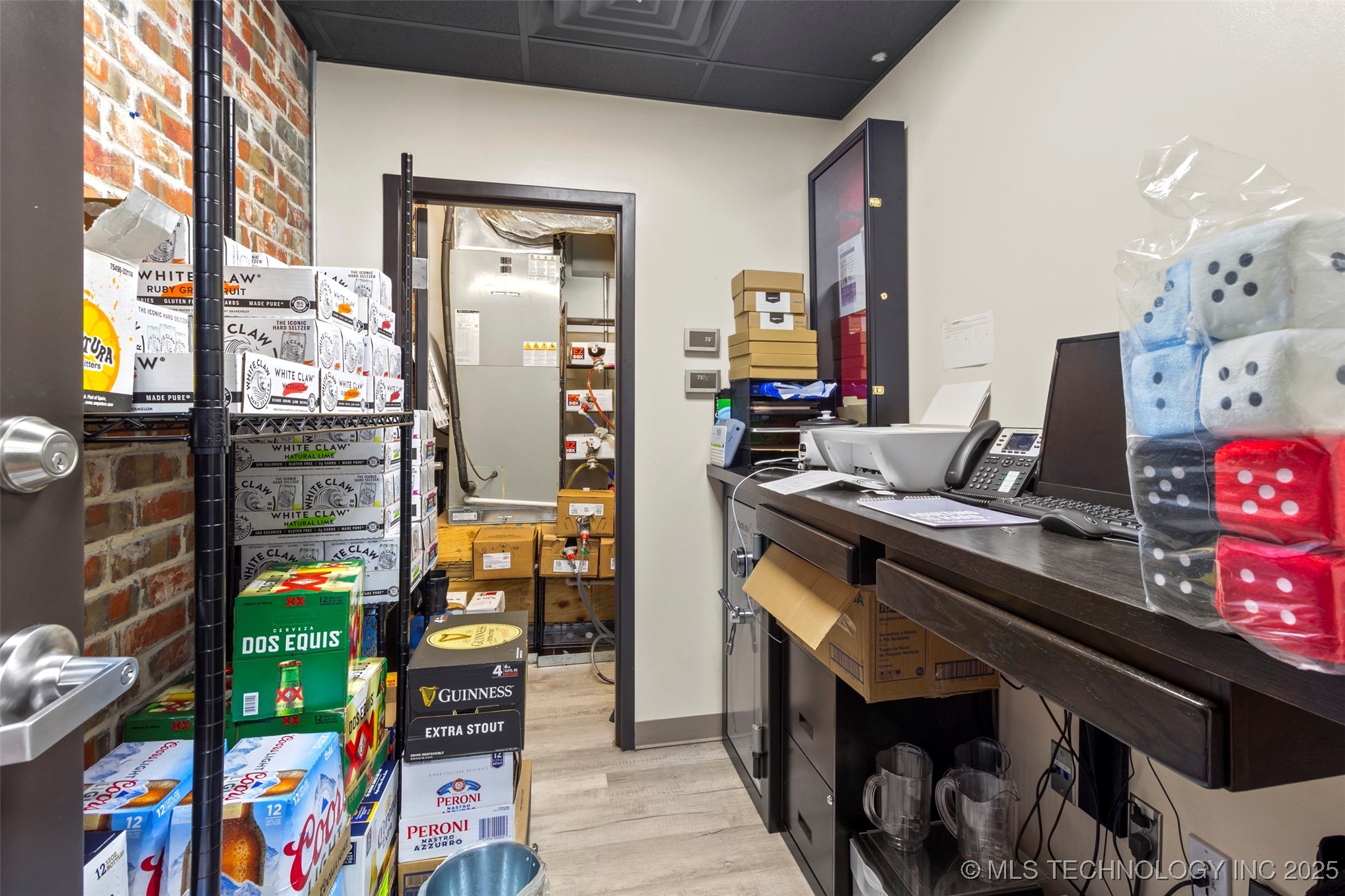 800 E Main Property Photo 25