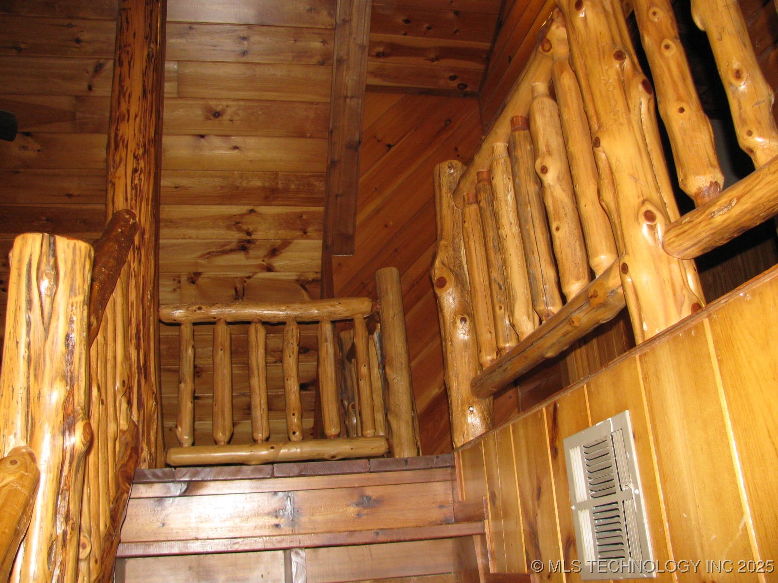 941 N 4420 Road Property Photo 17