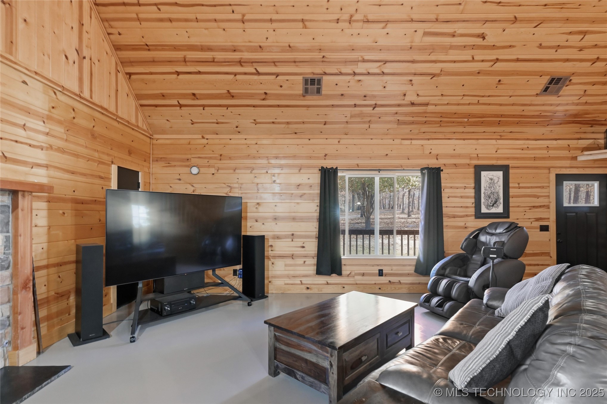 55750 E 360 Road Property Photo 8