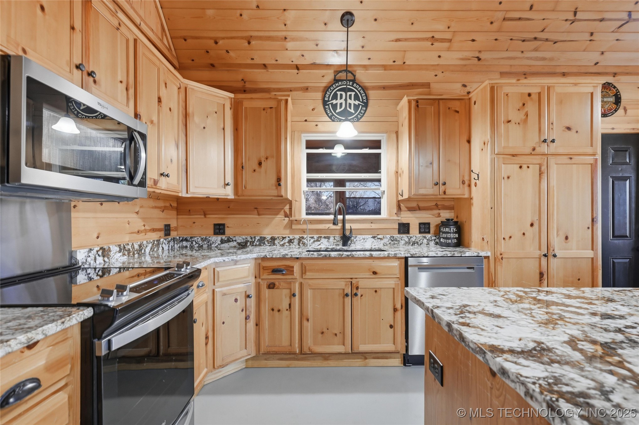 55750 E 360 Road Property Photo 18