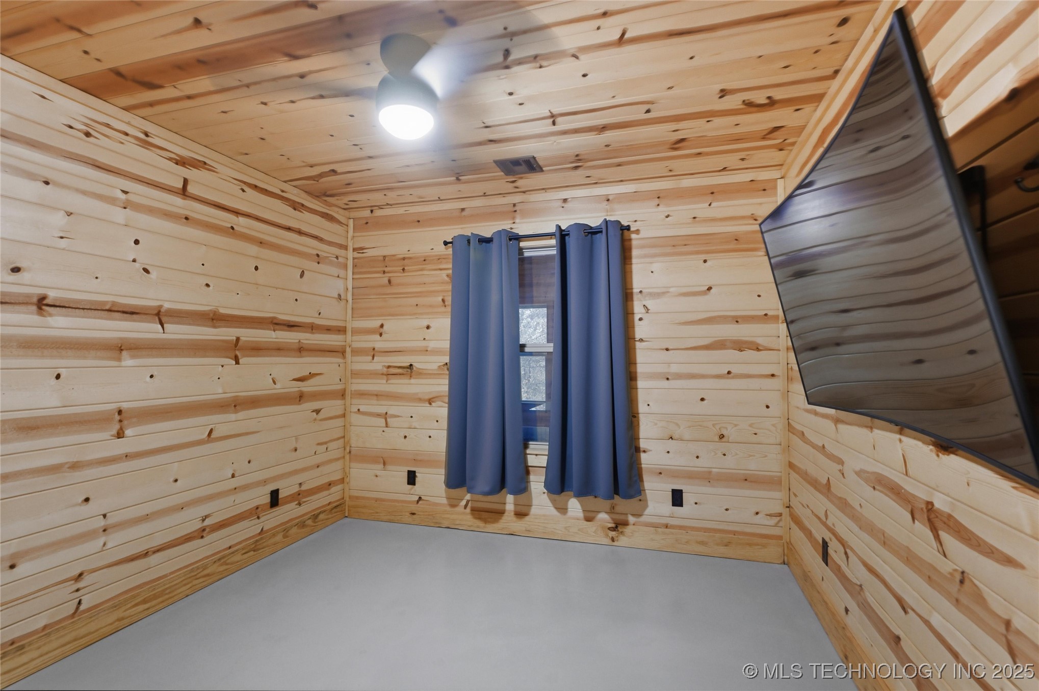 55750 E 360 Road Property Photo 31