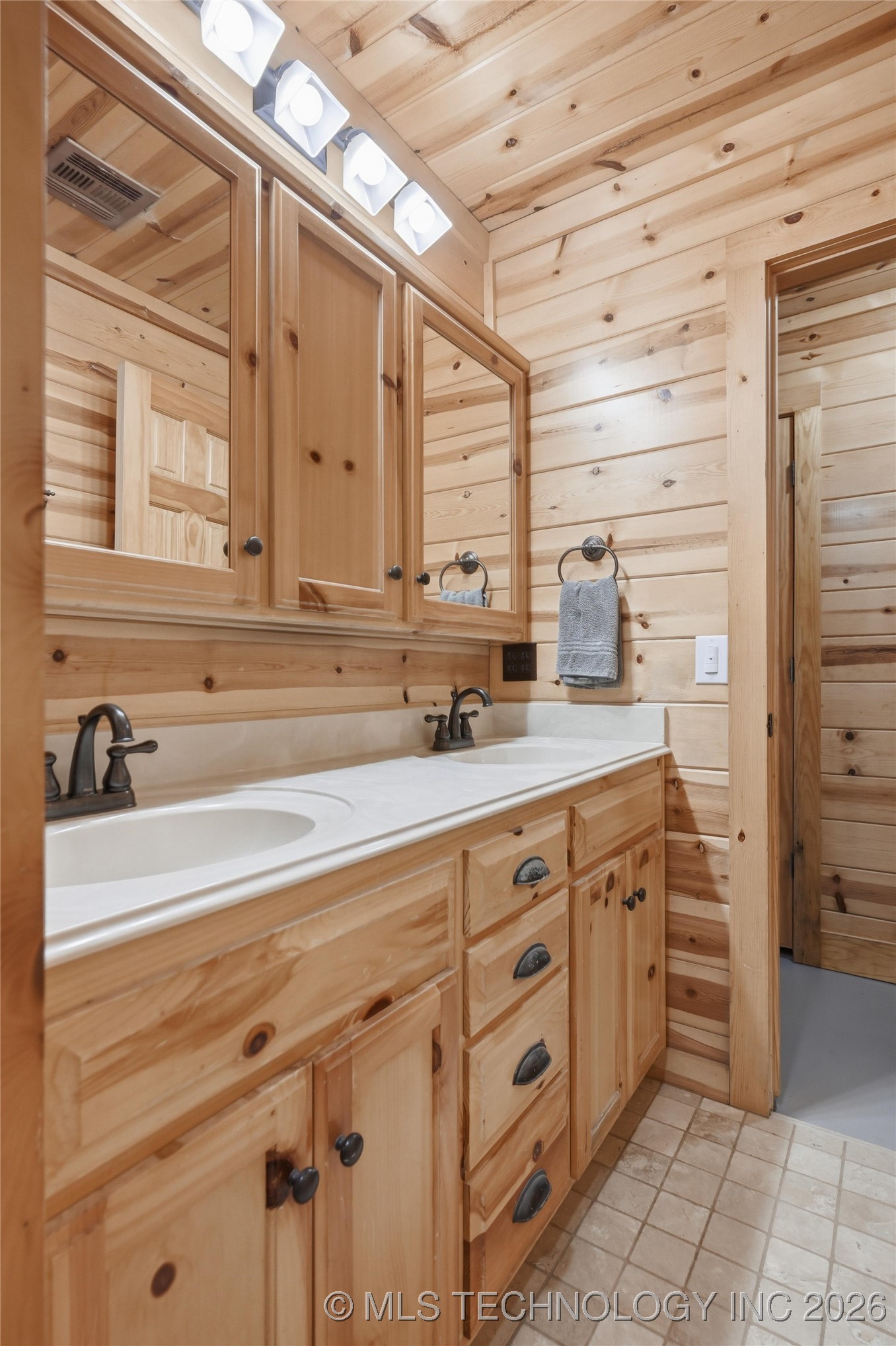 55750 E 360 Road Property Photo 35