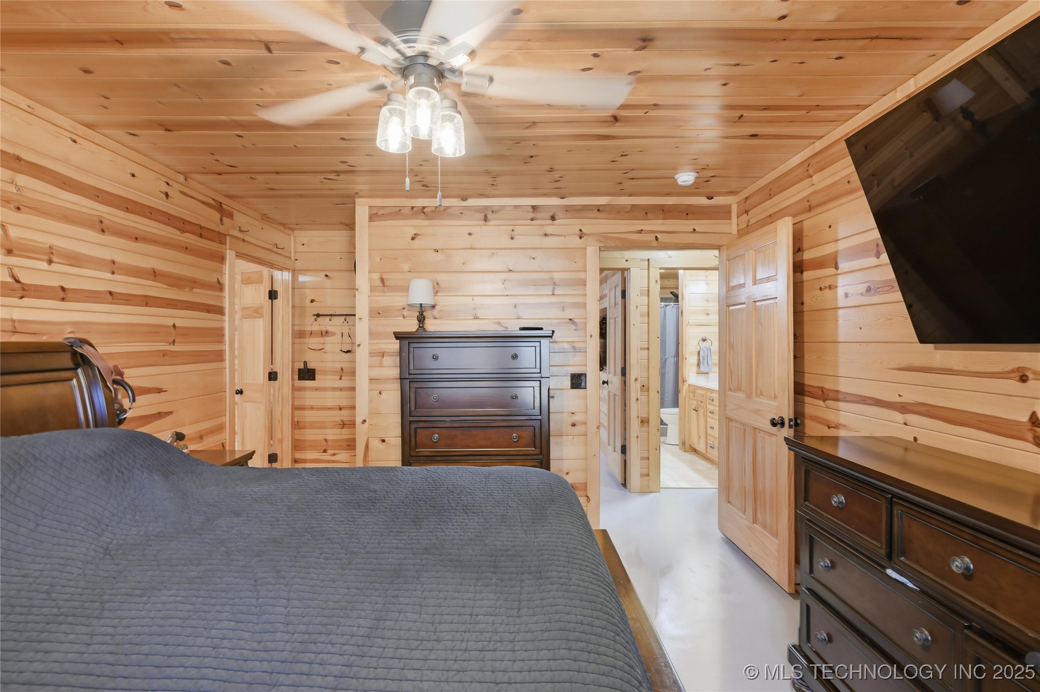 55750 E 360 Road Property Photo 38