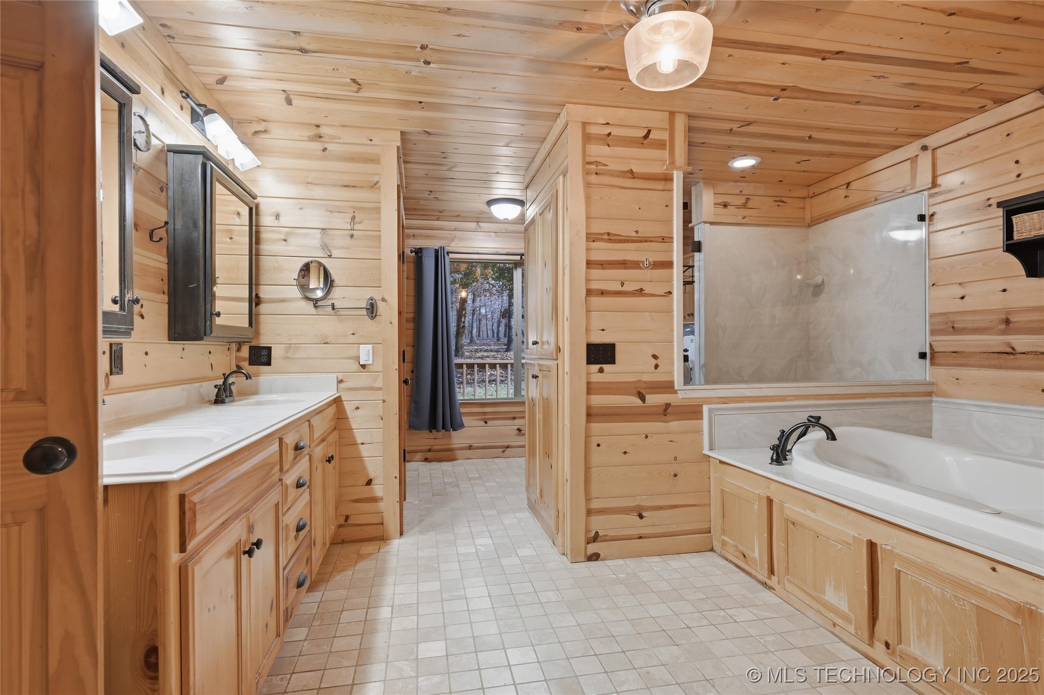 55750 E 360 Road Property Photo 40