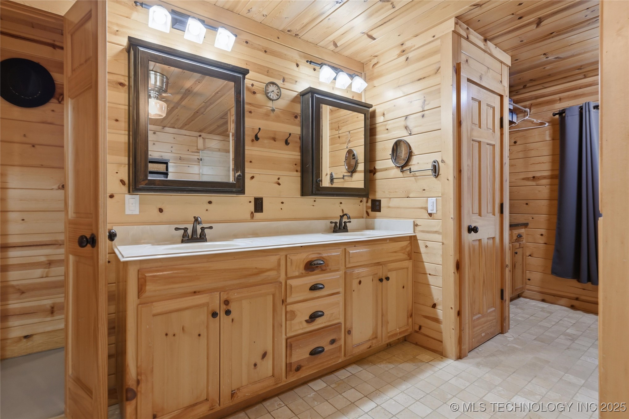 55750 E 360 Road Property Photo 43