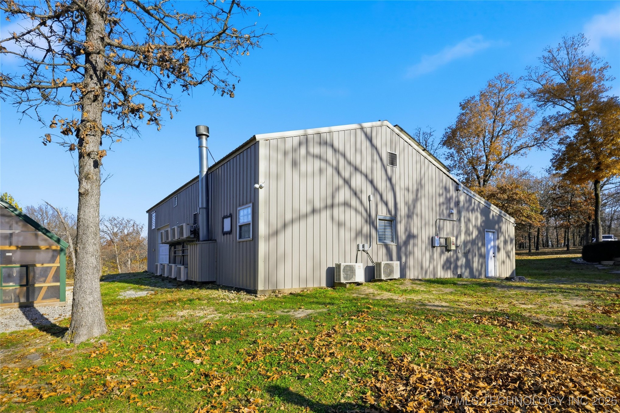 55750 E 360 Road Property Photo 52