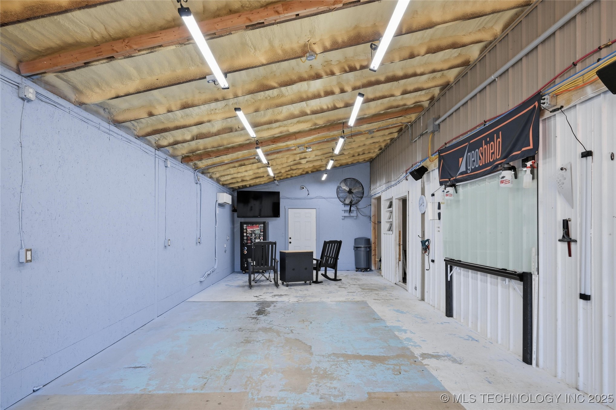 55750 E 360 Road Property Photo 54