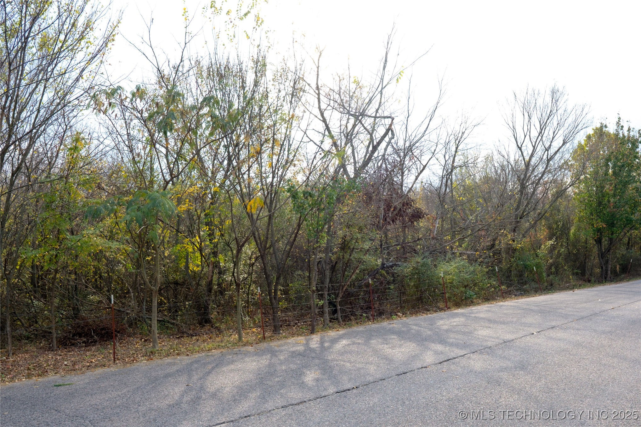 2089 W Mississippi Street Property Photo 4