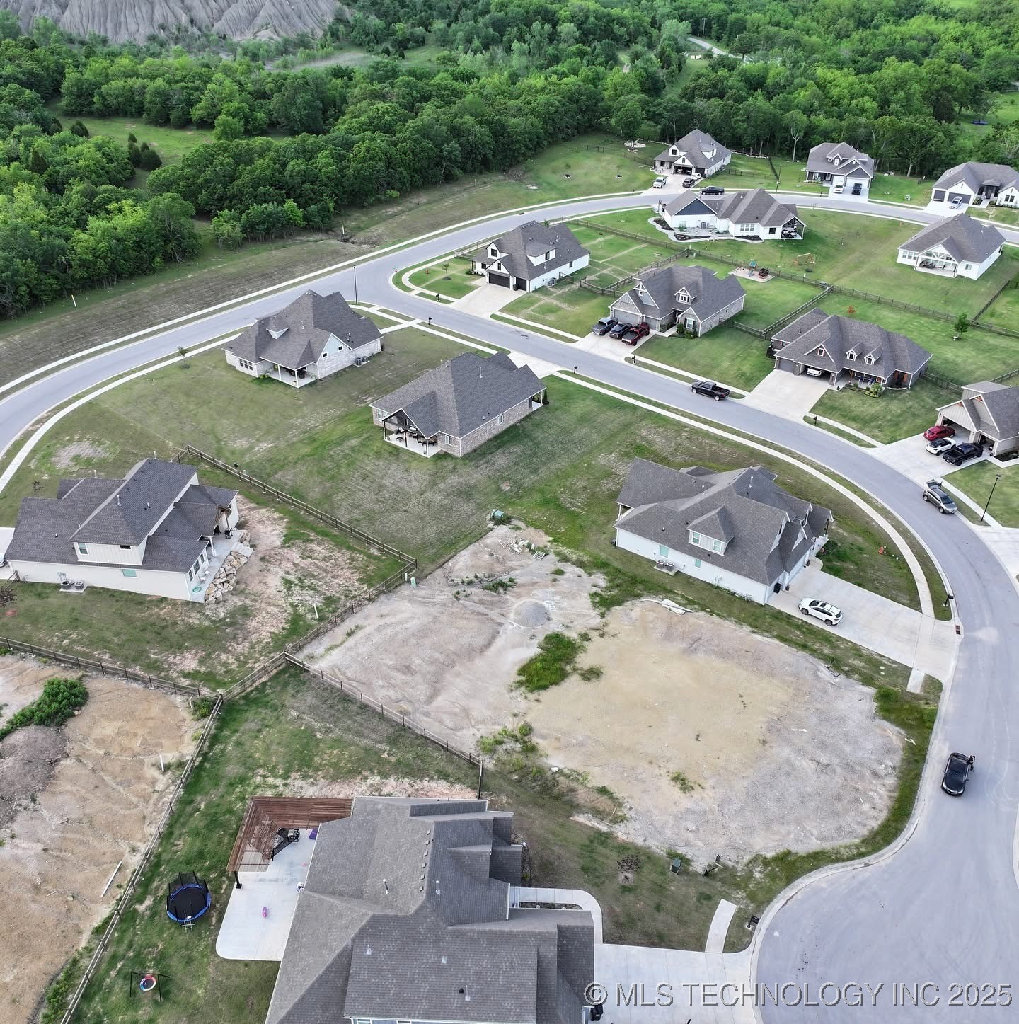 19060 Orchard Circle Property Photo 6