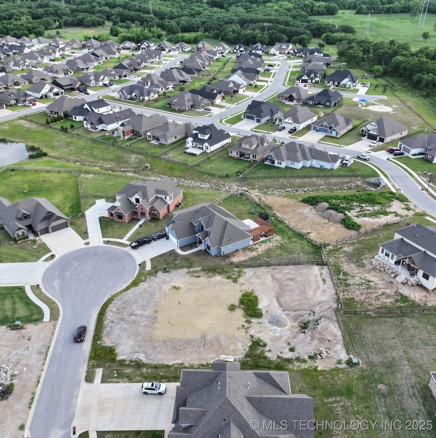 19060 Orchard Circle Property Photo 7