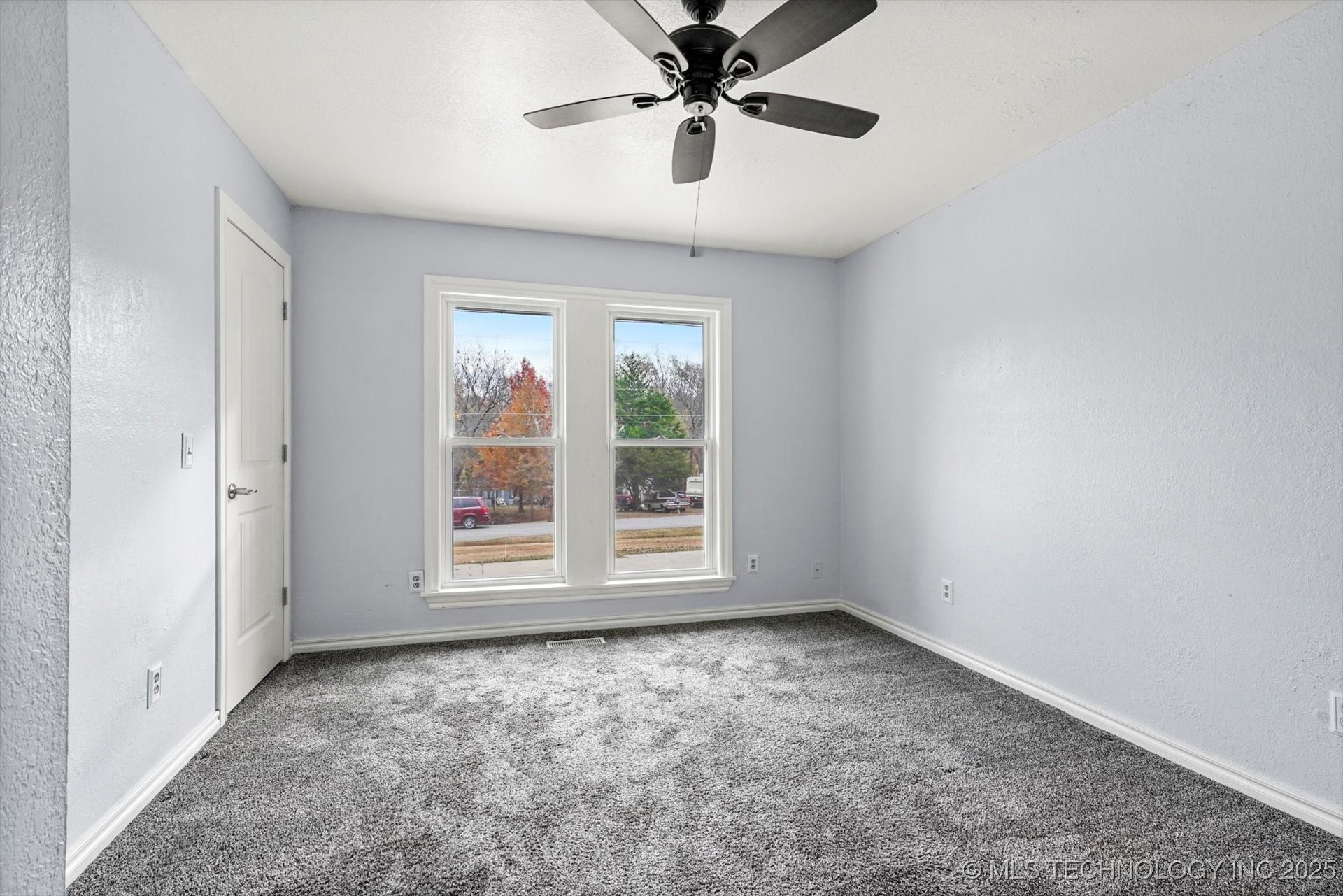 7718 S 230th East Avenue Property Photo 17