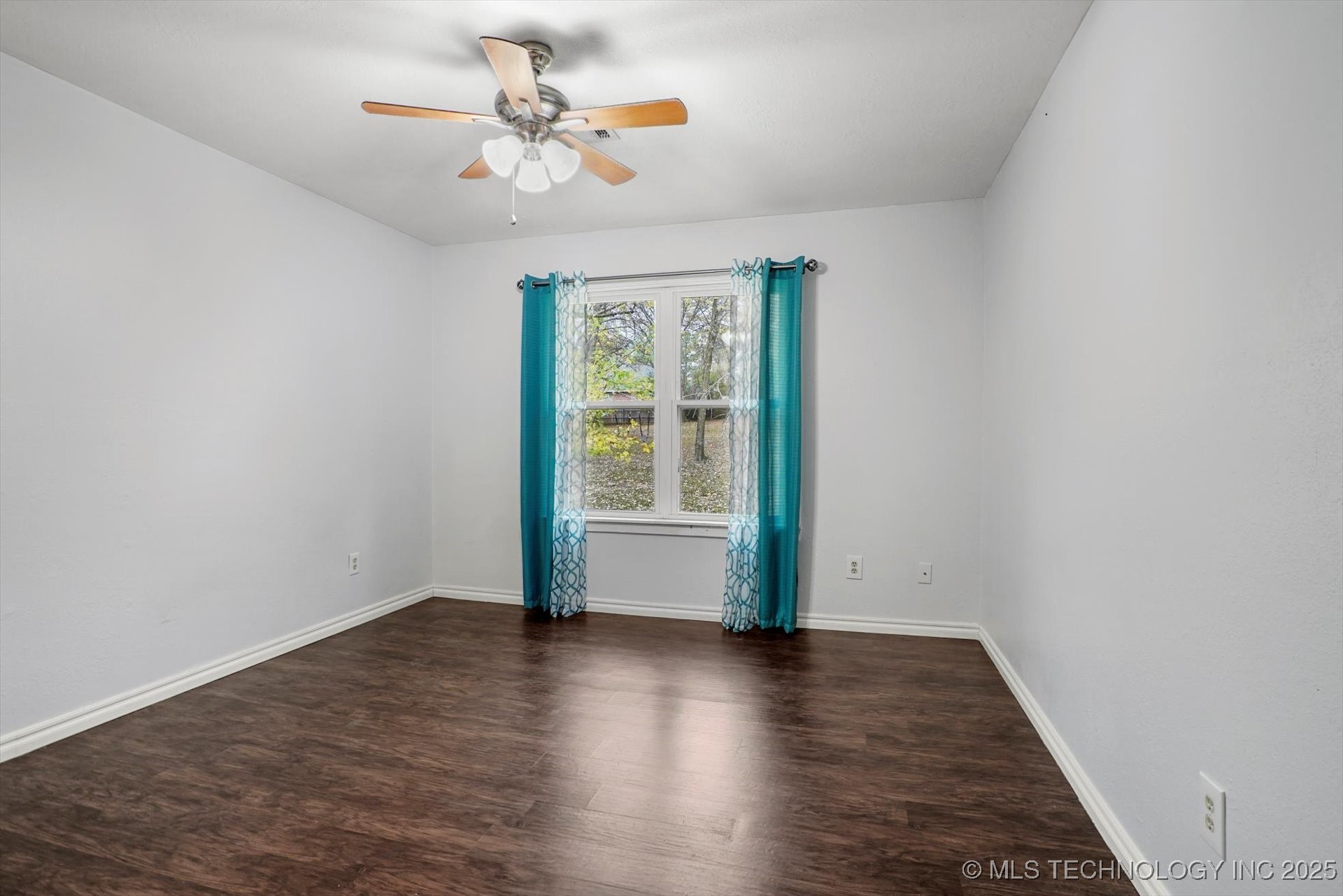 7718 S 230th East Avenue Property Photo 33