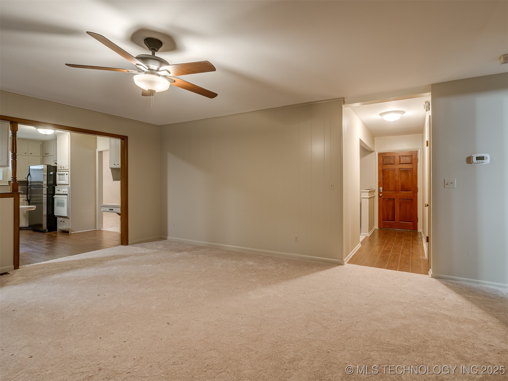 1808 E 58th Street Property Photo 9