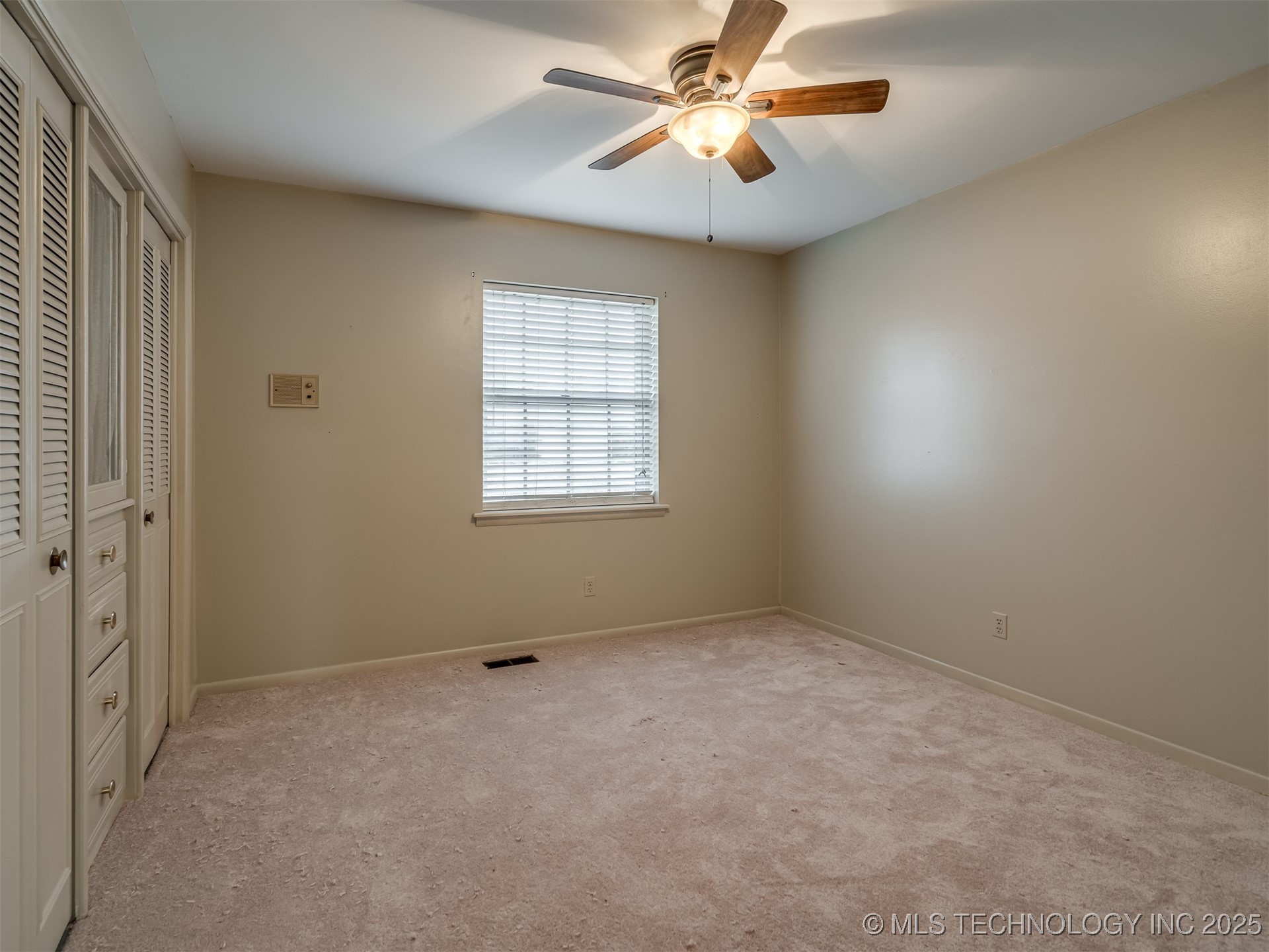 1808 E 58th Street Property Photo 28