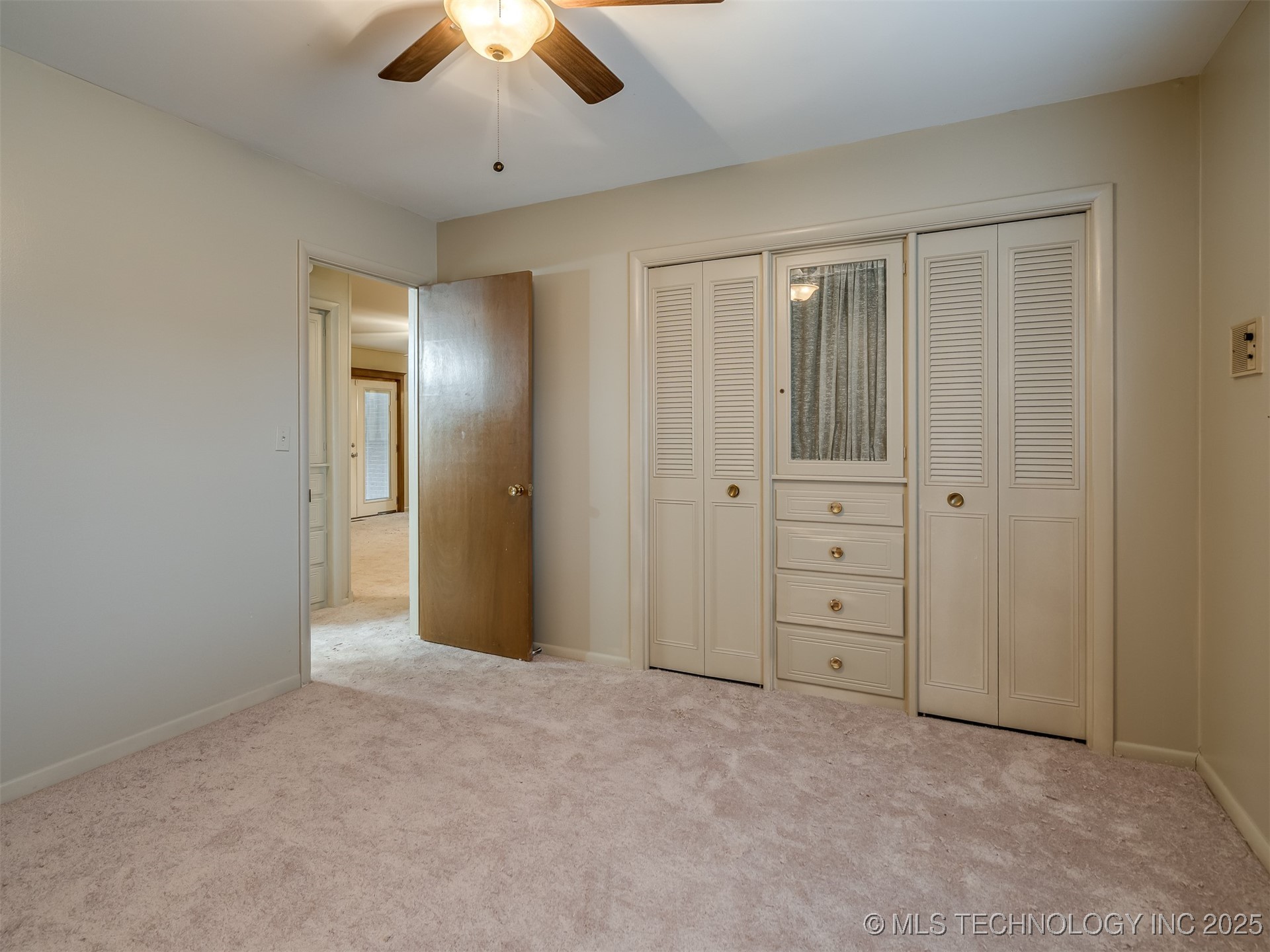 1808 E 58th Street Property Photo 30