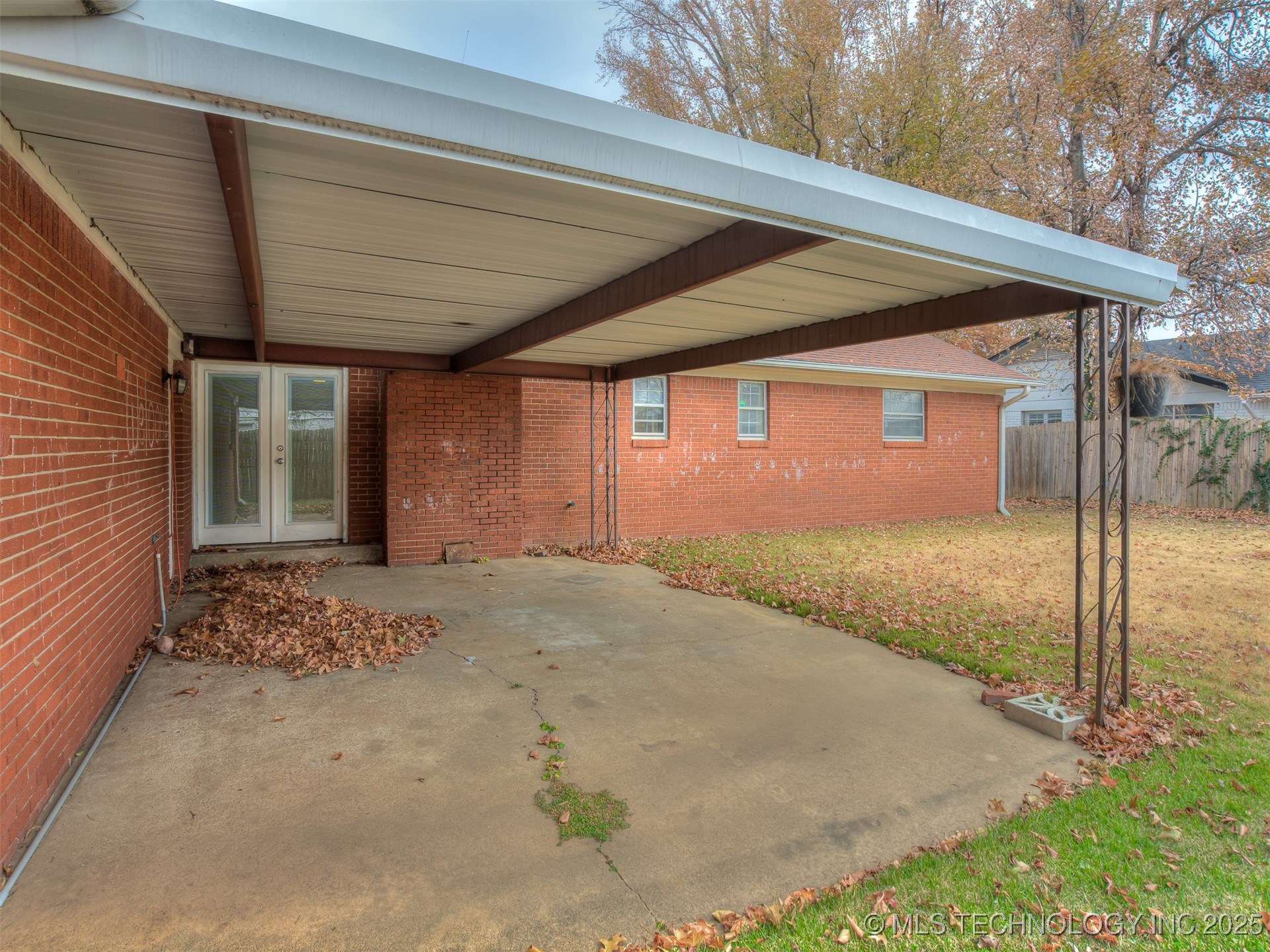 1808 E 58th Street Property Photo 41