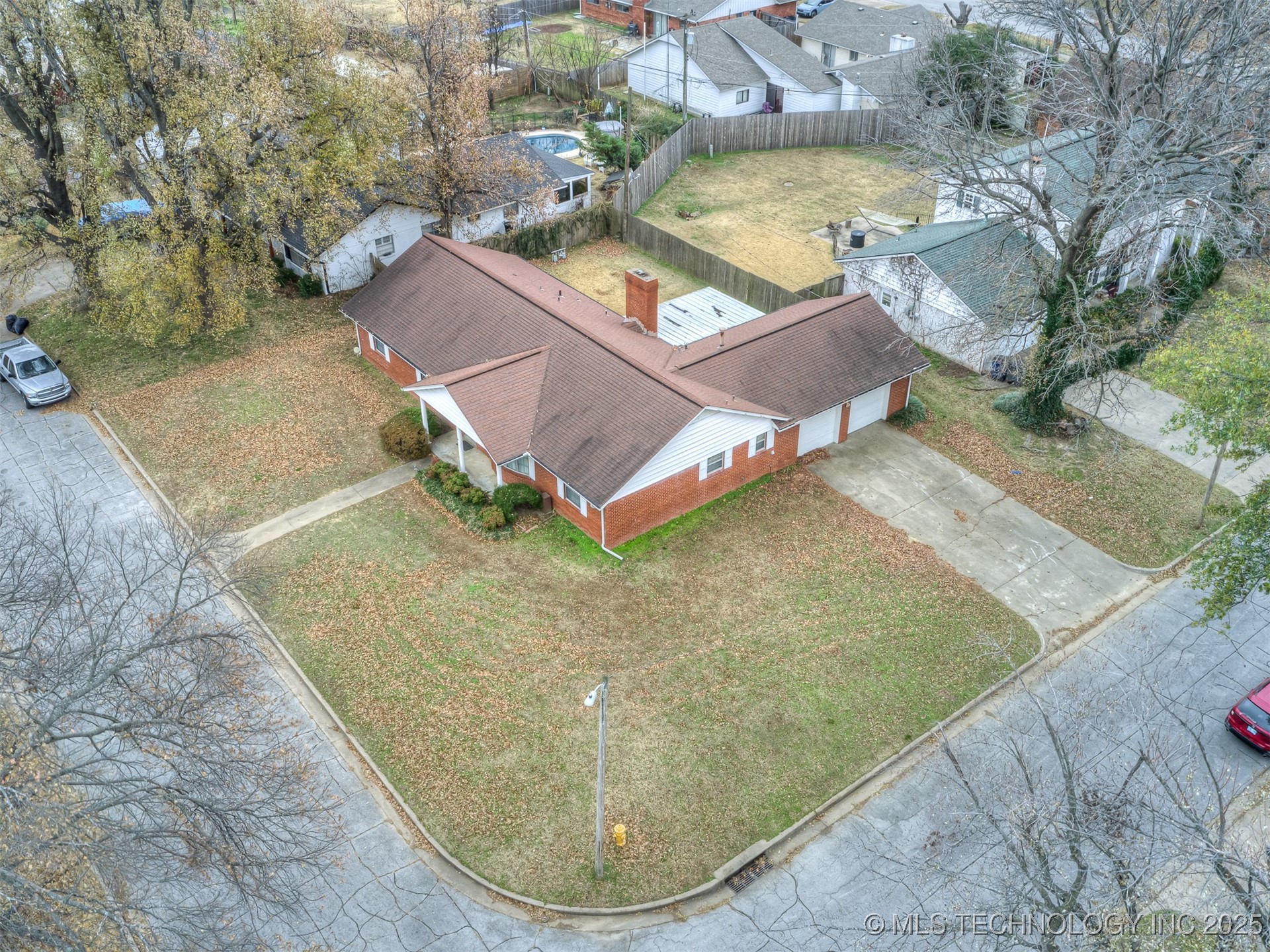 1808 E 58th Street Property Photo 52