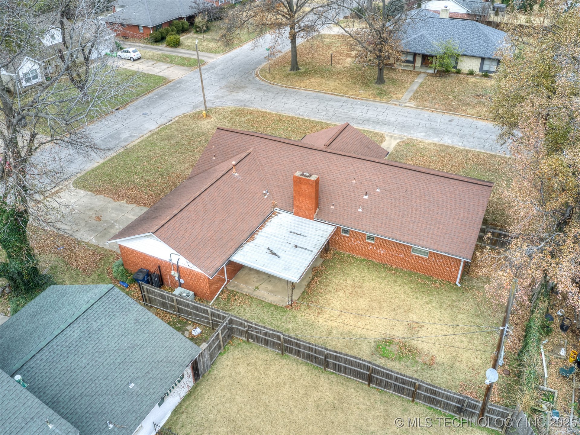 1808 E 58th Street Property Photo 54