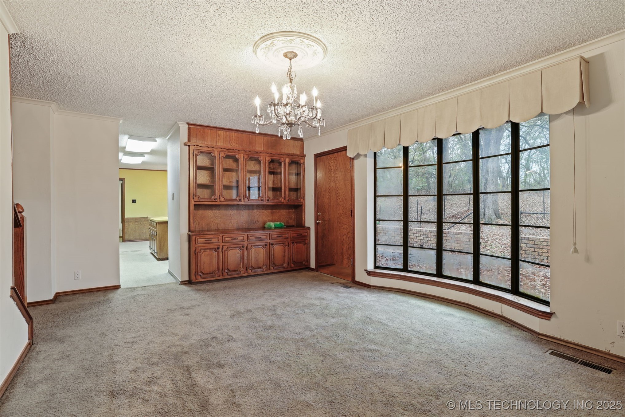 921 Crooked Oak Drive Property Photo 21