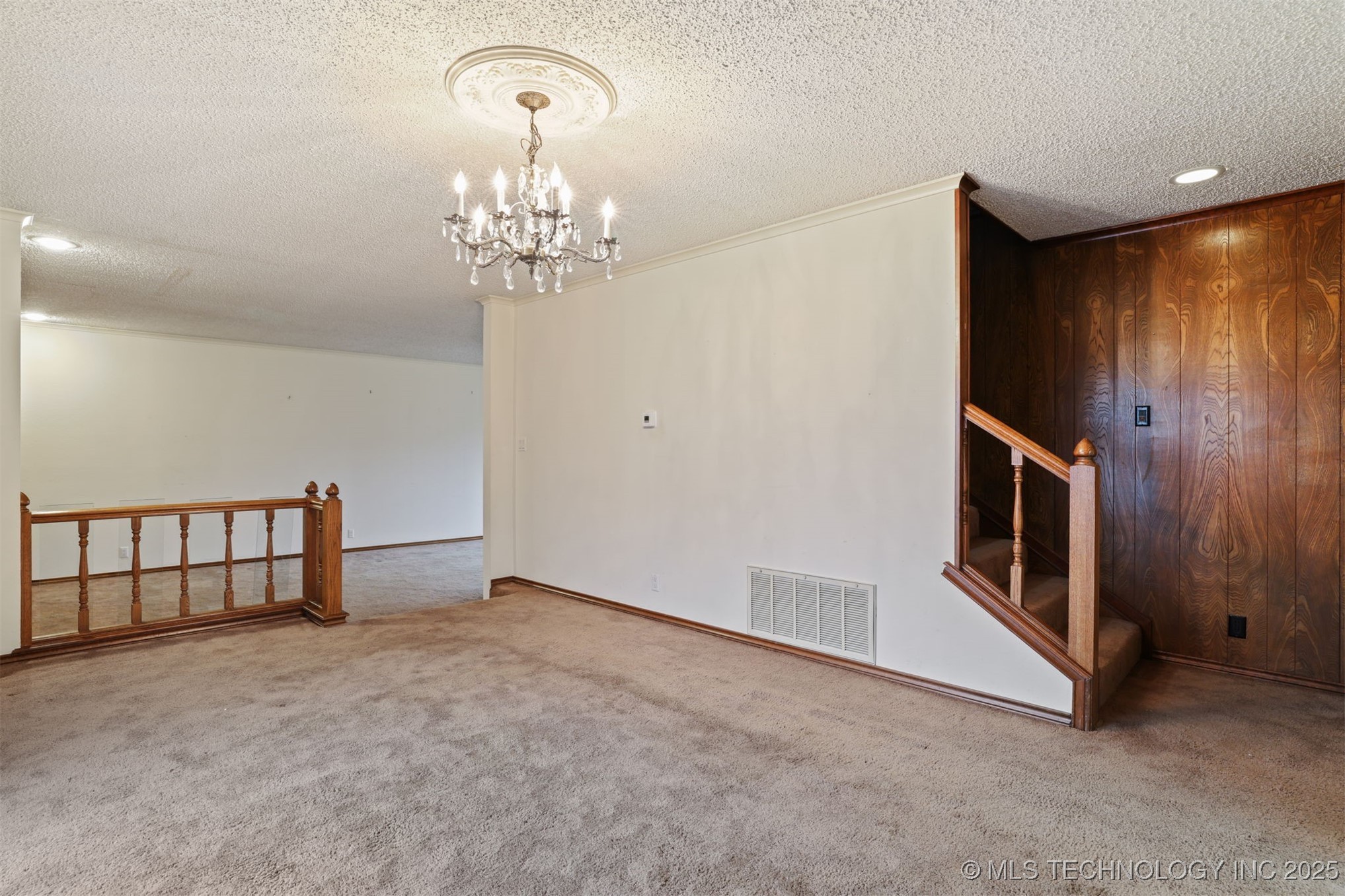 921 Crooked Oak Drive Property Photo 22