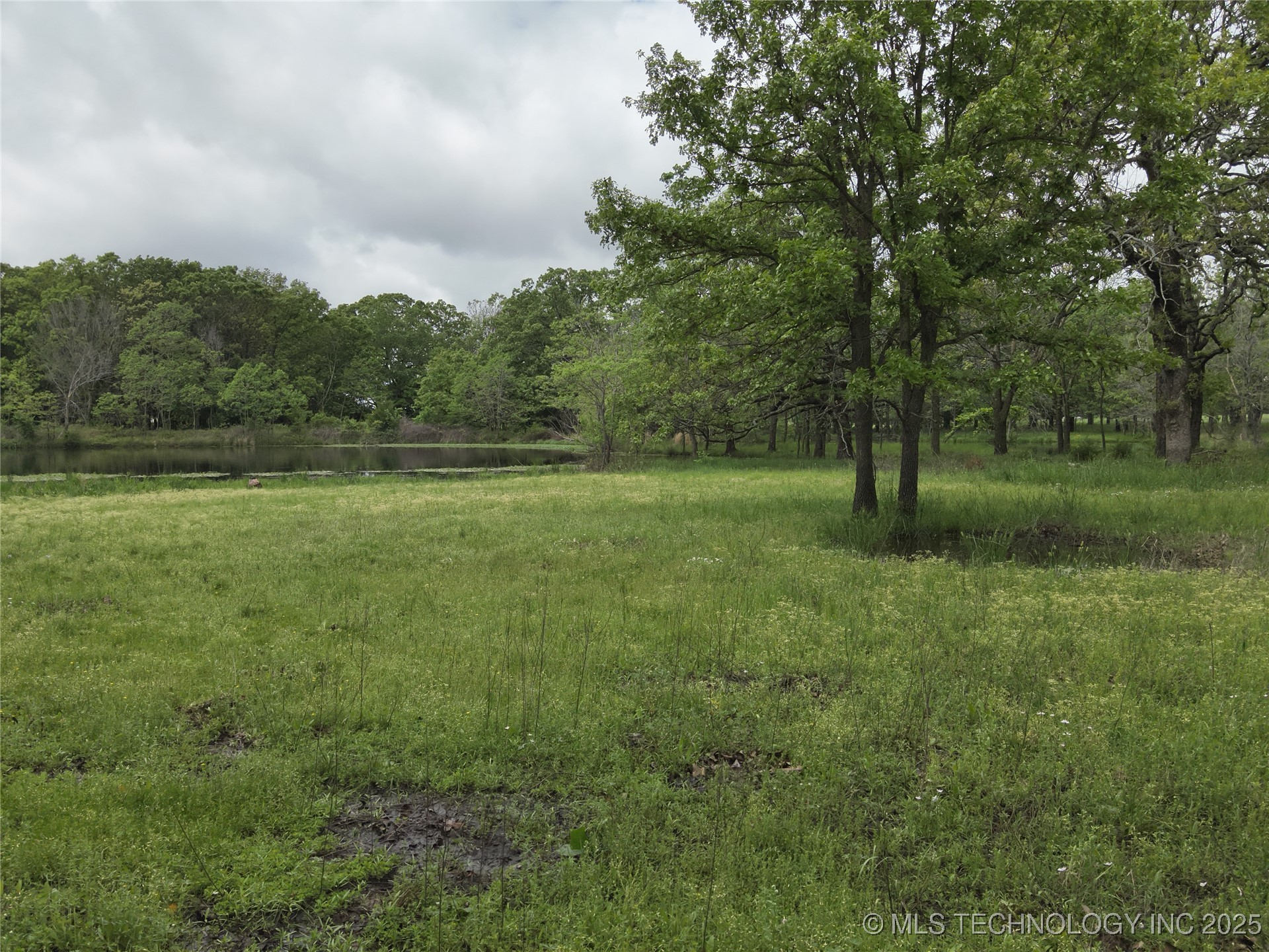 310 Road Property Photo 8