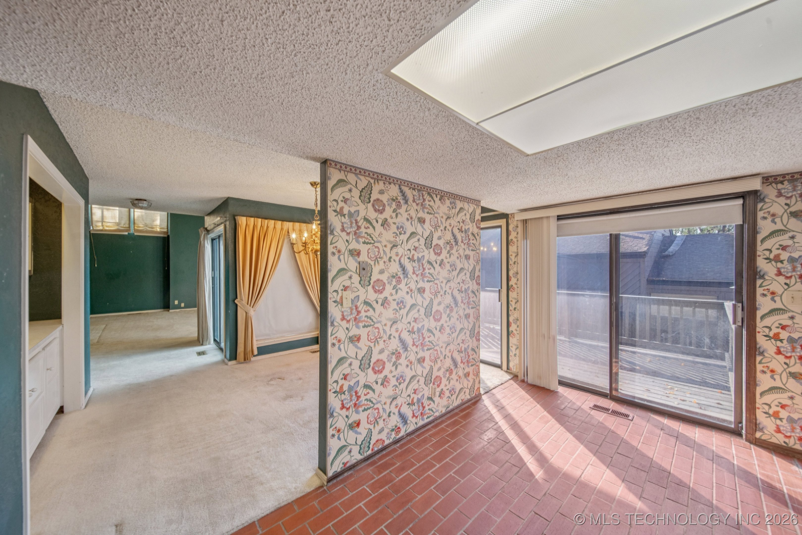 7432 S Winston Place 701 Property Photo 6