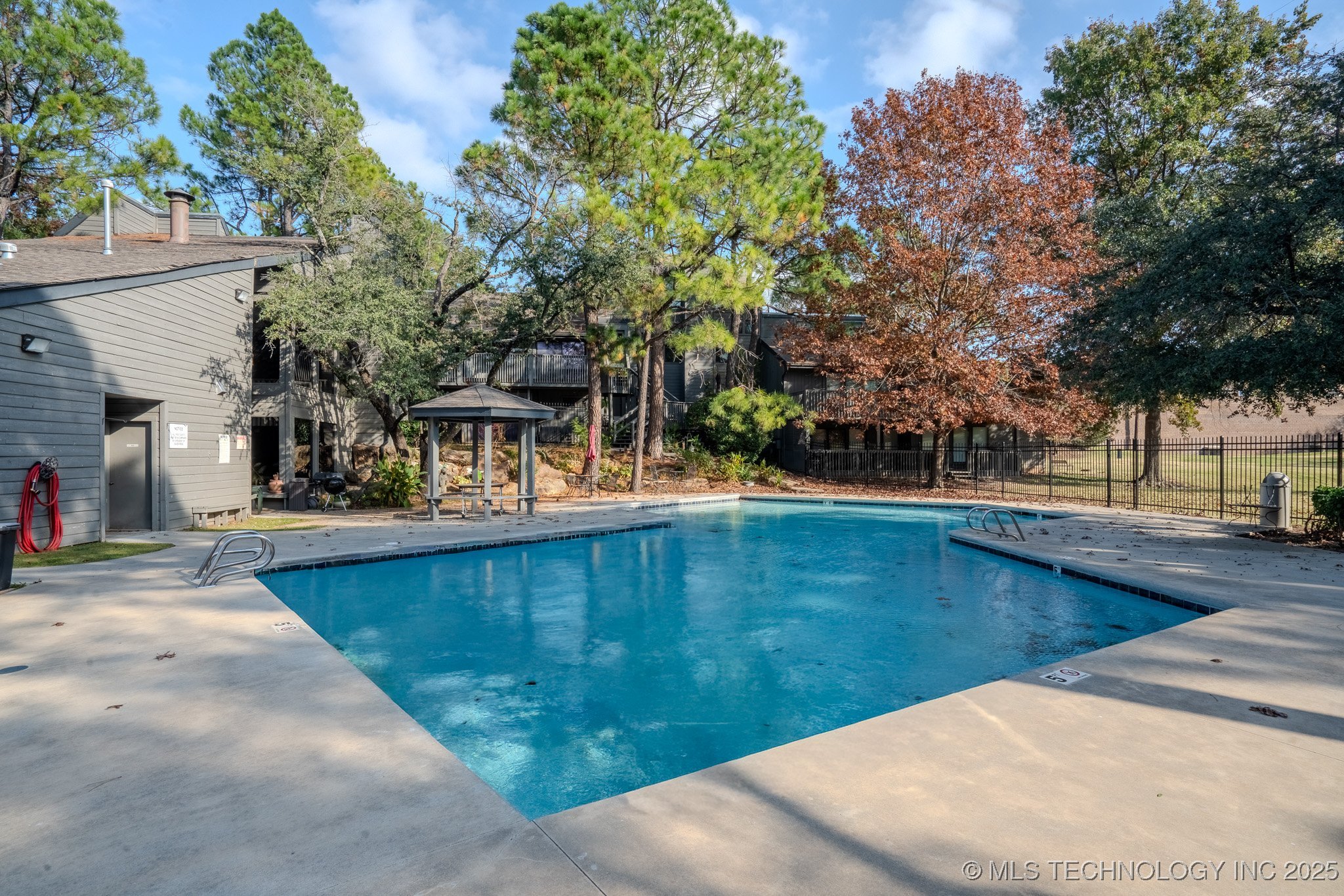 7432 S Winston Place 701 Property Photo 25