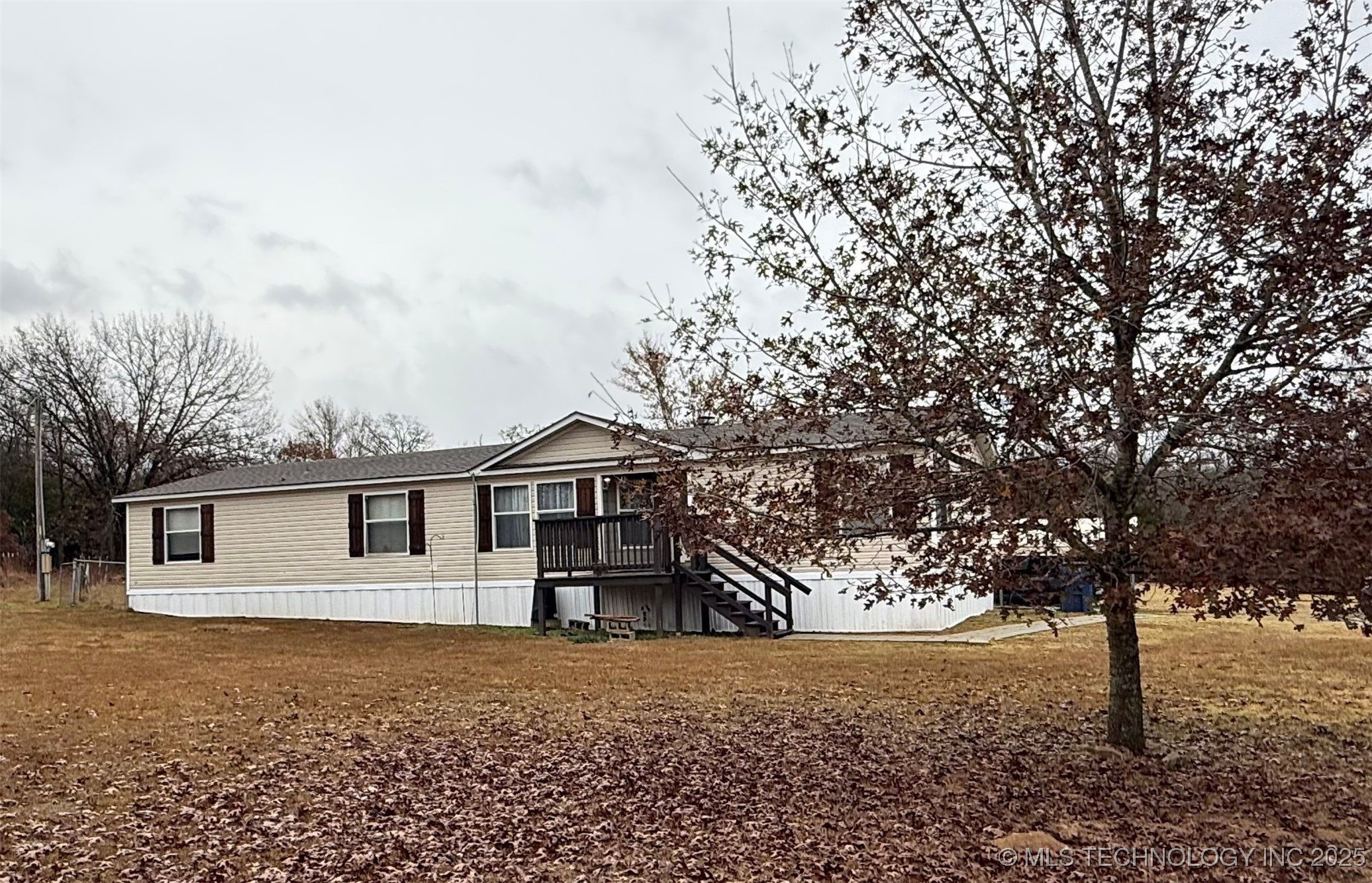 11292 County Road 3600 Property Photo 3