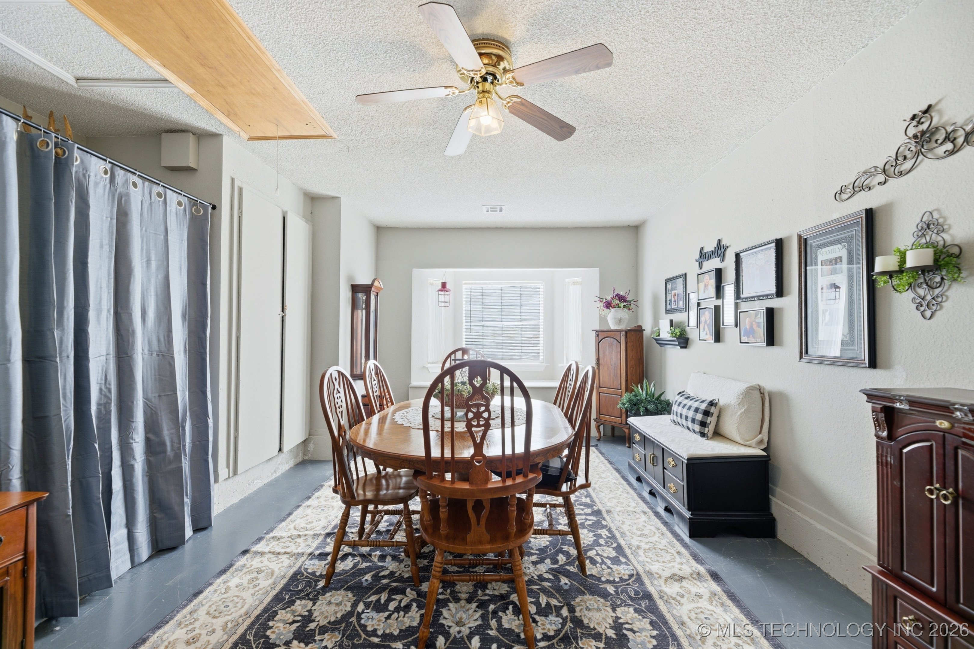 41 E 148th Street S Property Photo 6