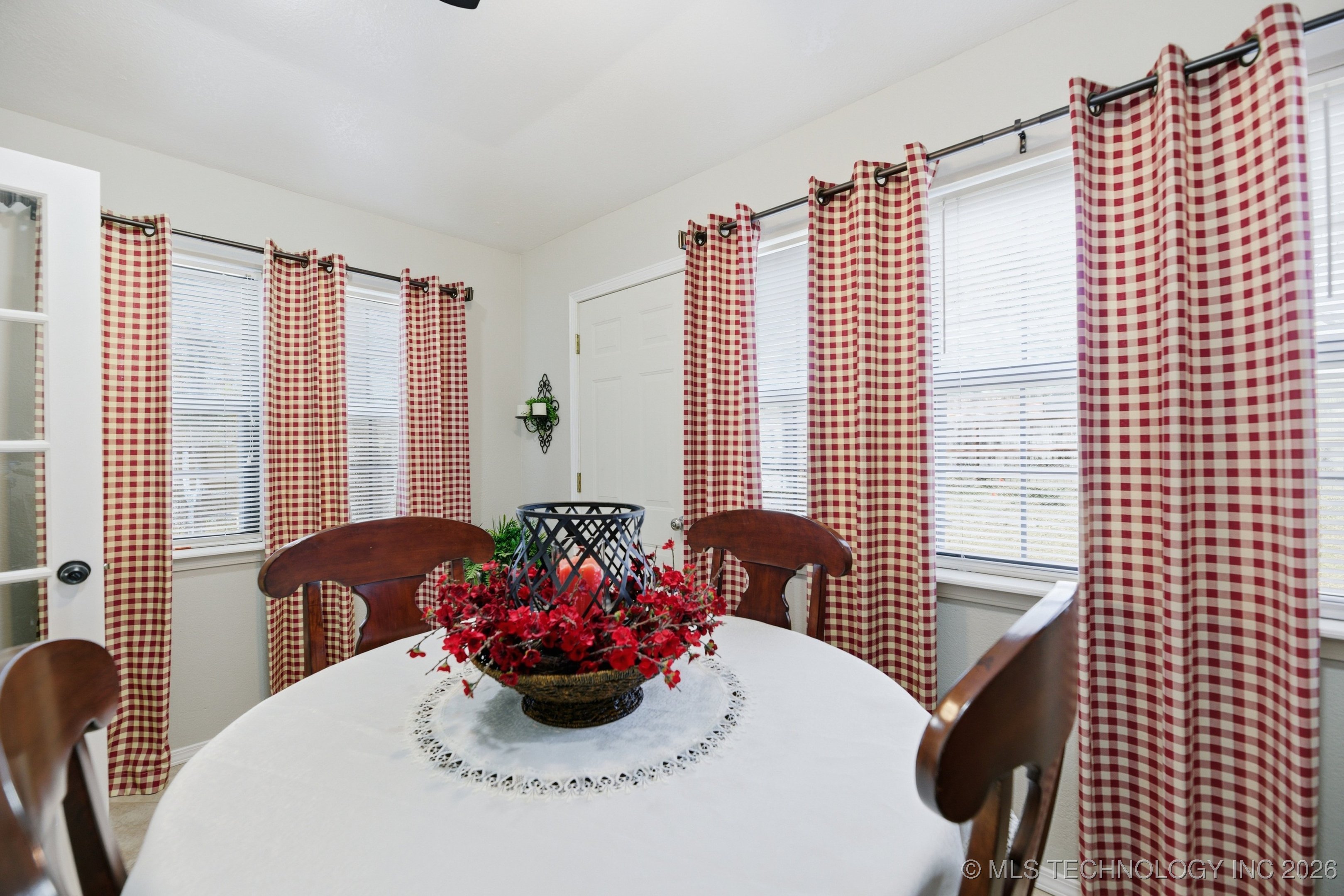 41 E 148th Street S Property Photo 10