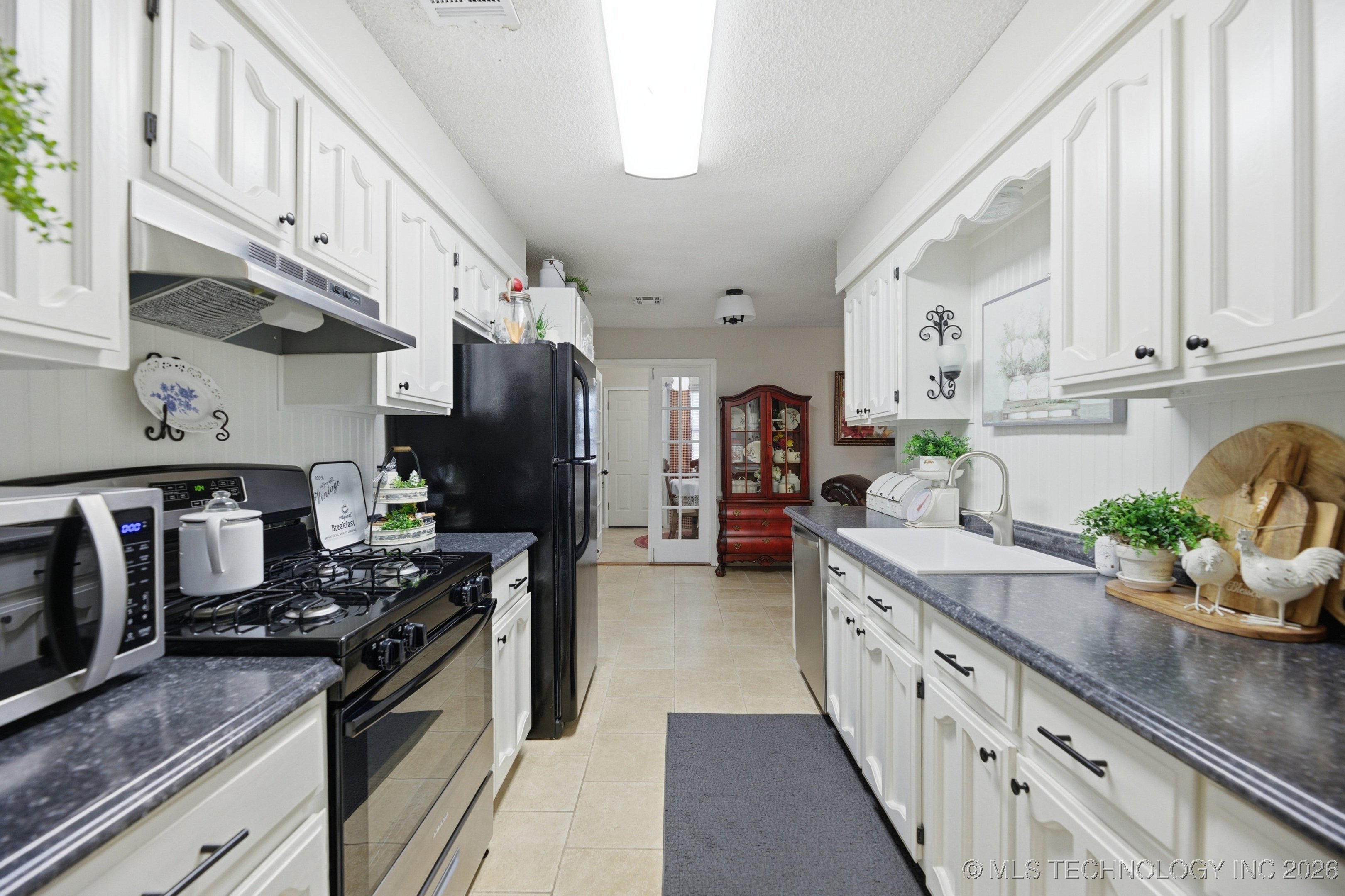 41 E 148th Street S Property Photo 13