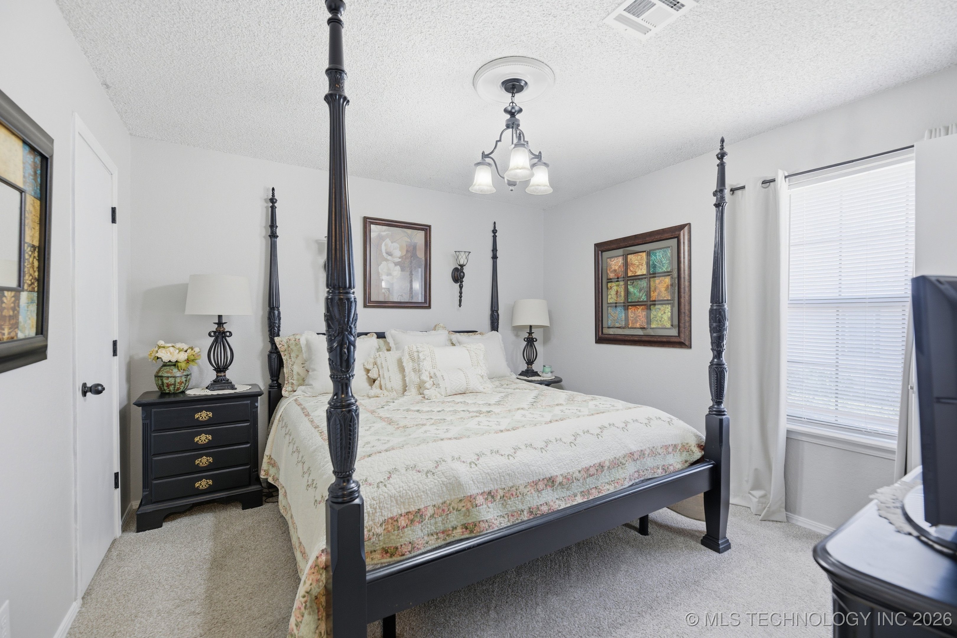 41 E 148th Street S Property Photo 19