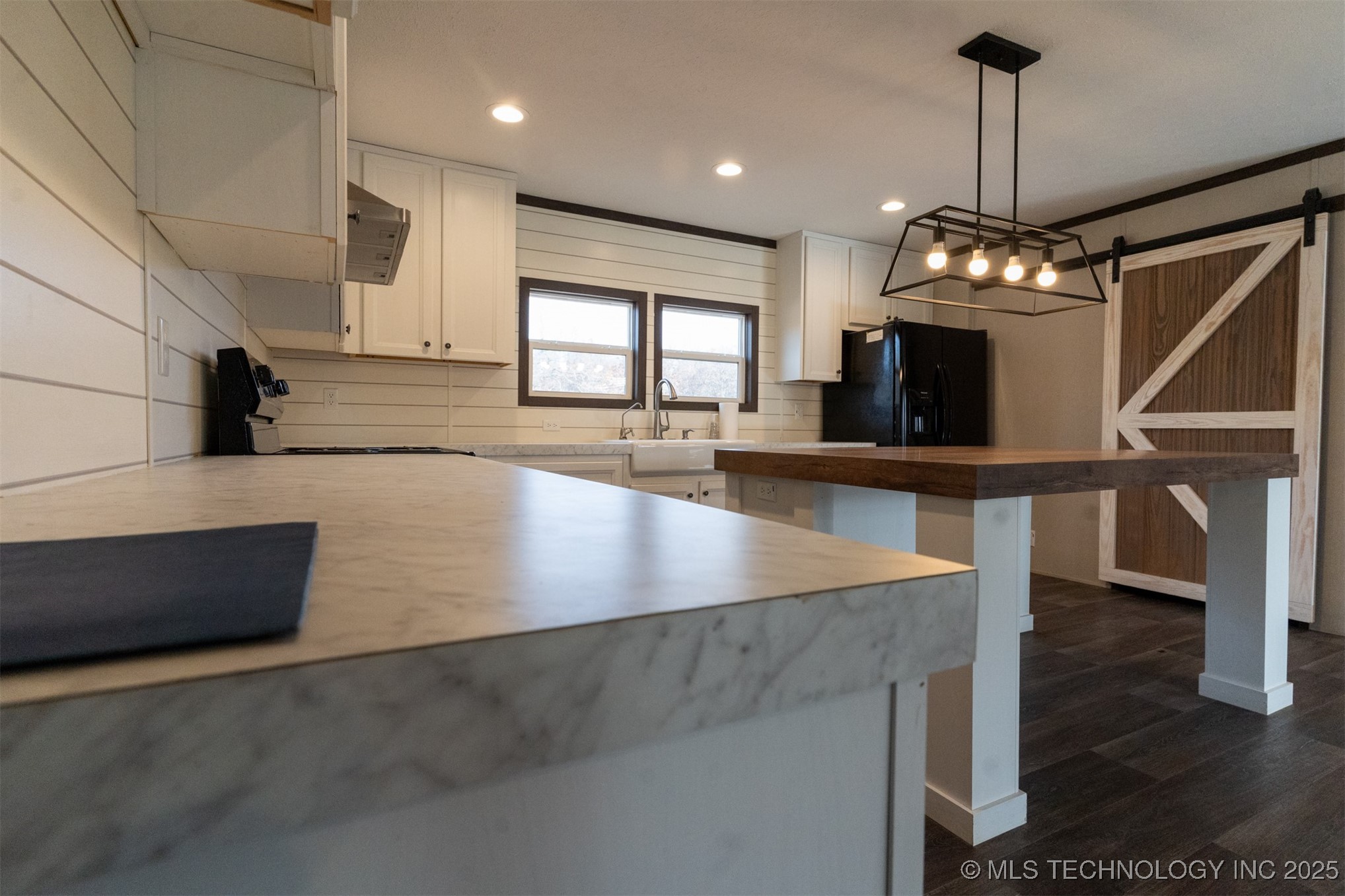 44463 W 166th Street S Property Photo 6