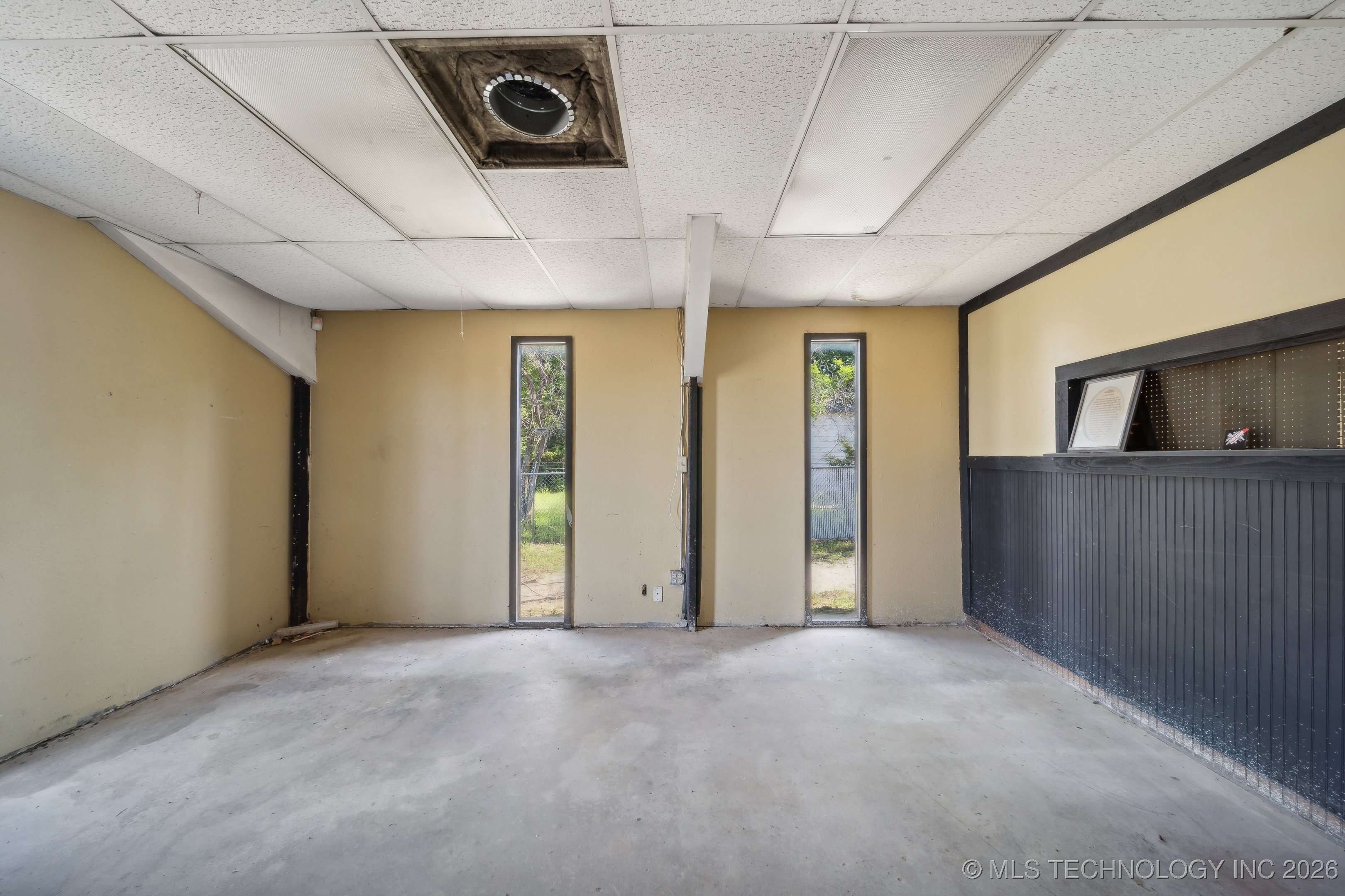 104 N Lombard Lane Property Photo 14