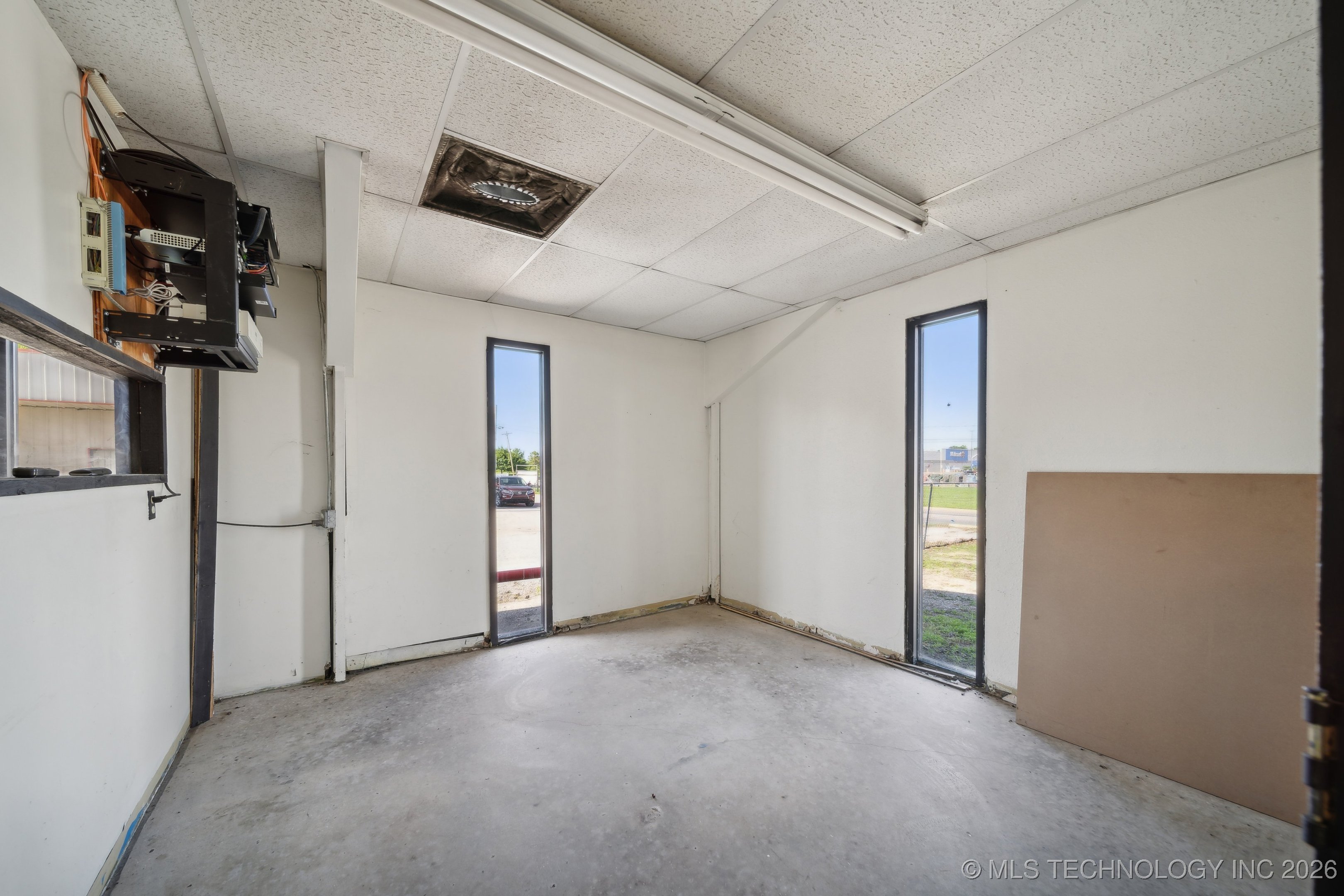 104 N Lombard Lane Property Photo 15