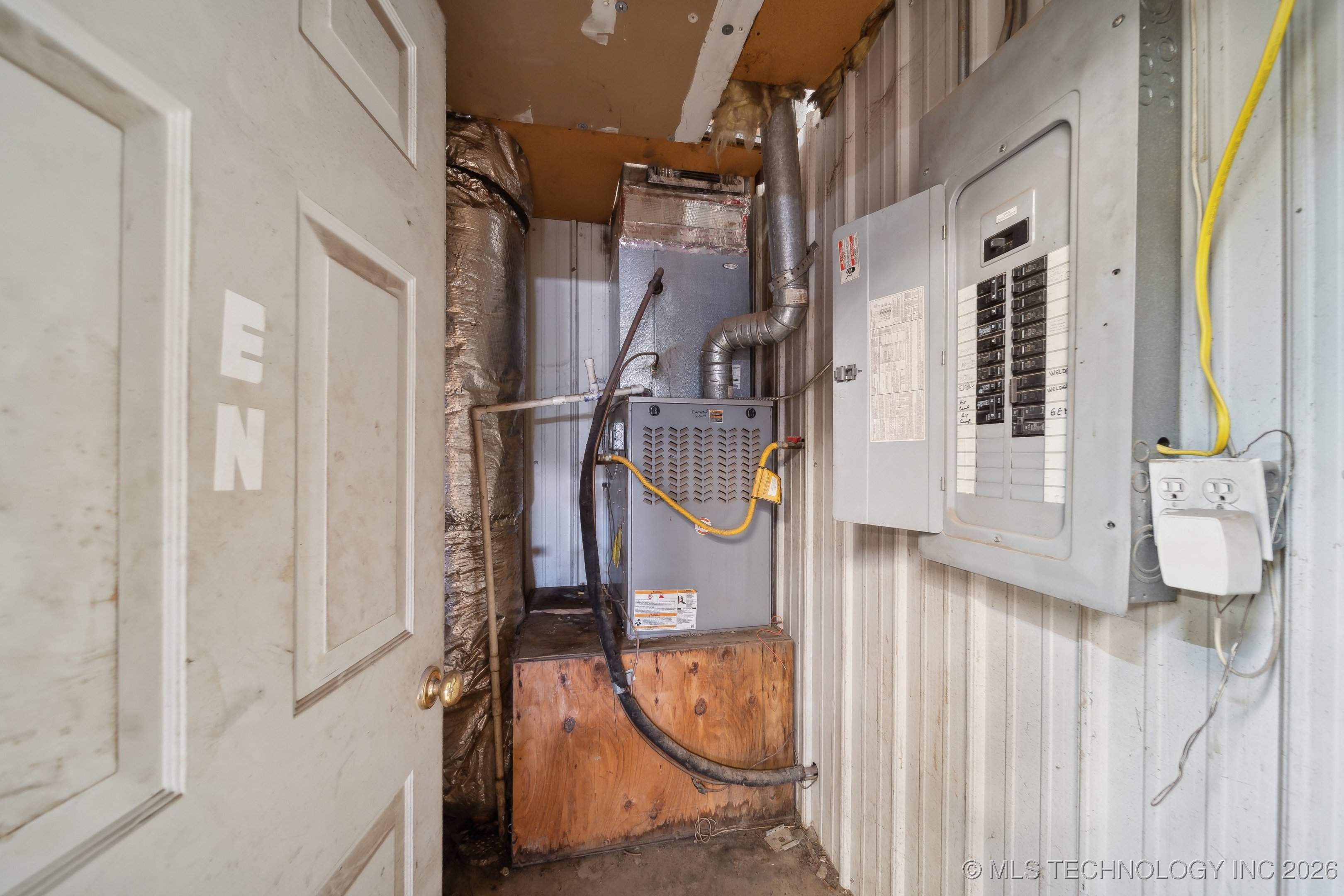 104 N Lombard Lane Property Photo 20