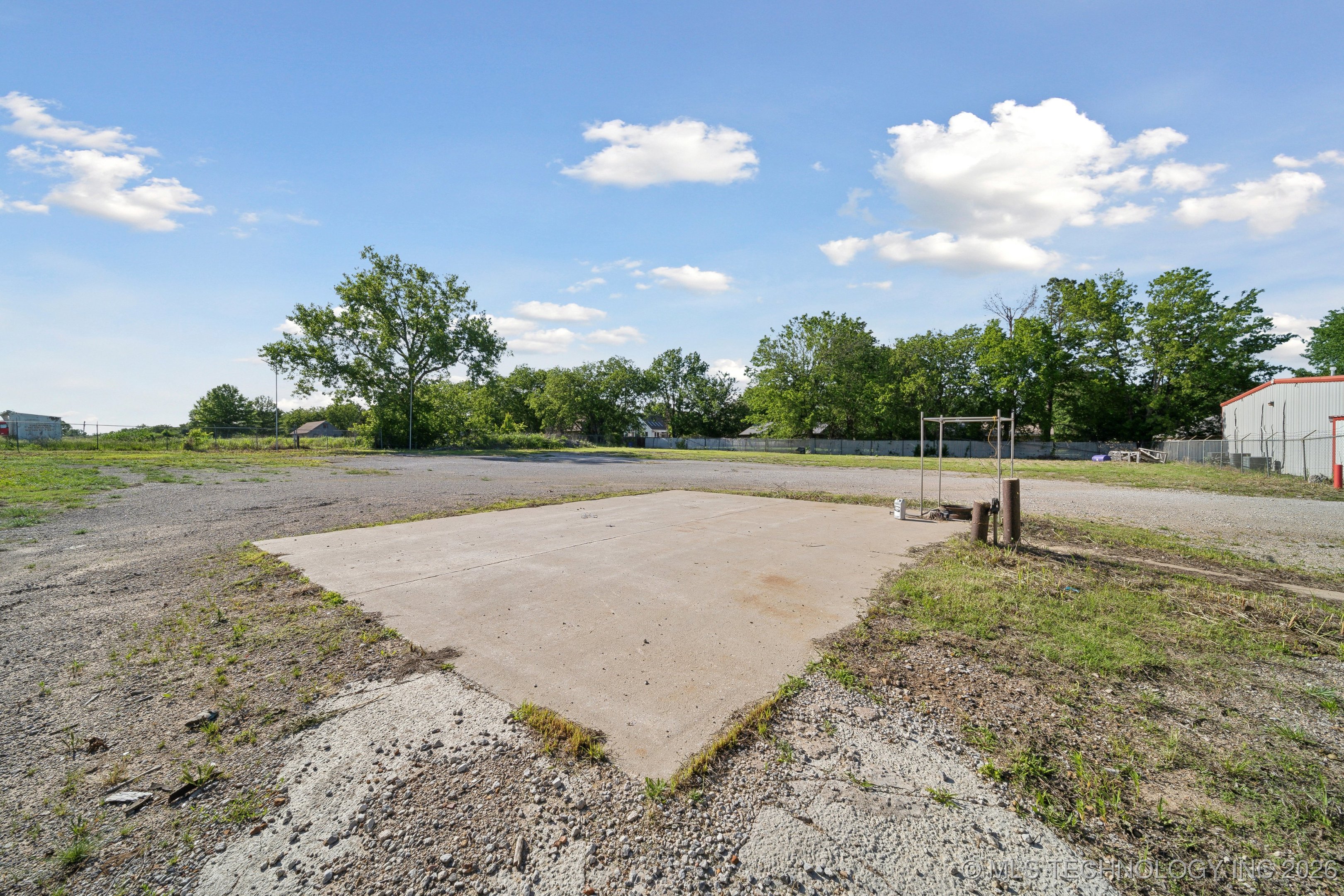 104 N Lombard Lane Property Photo 22