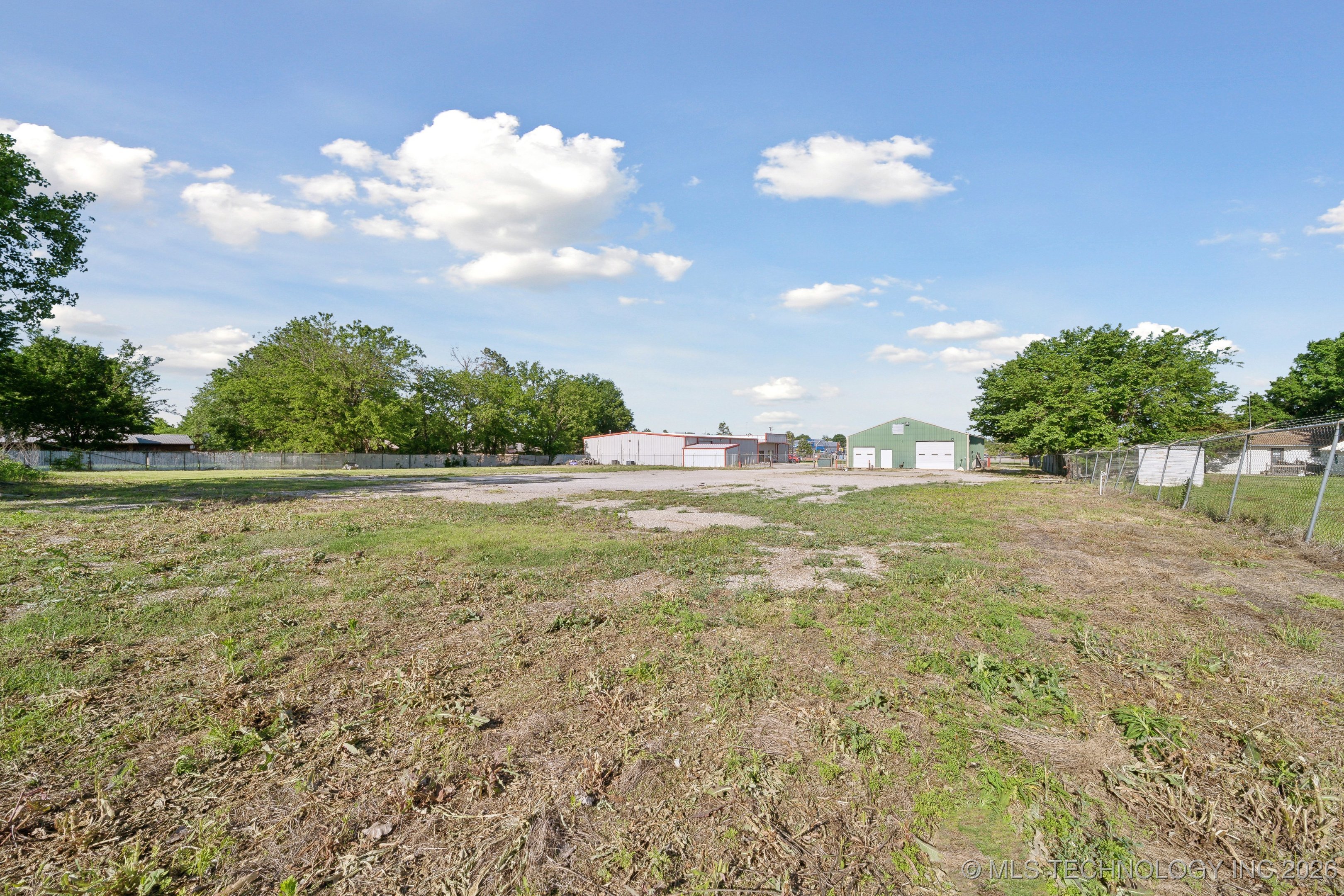 104 N Lombard Lane Property Photo 27