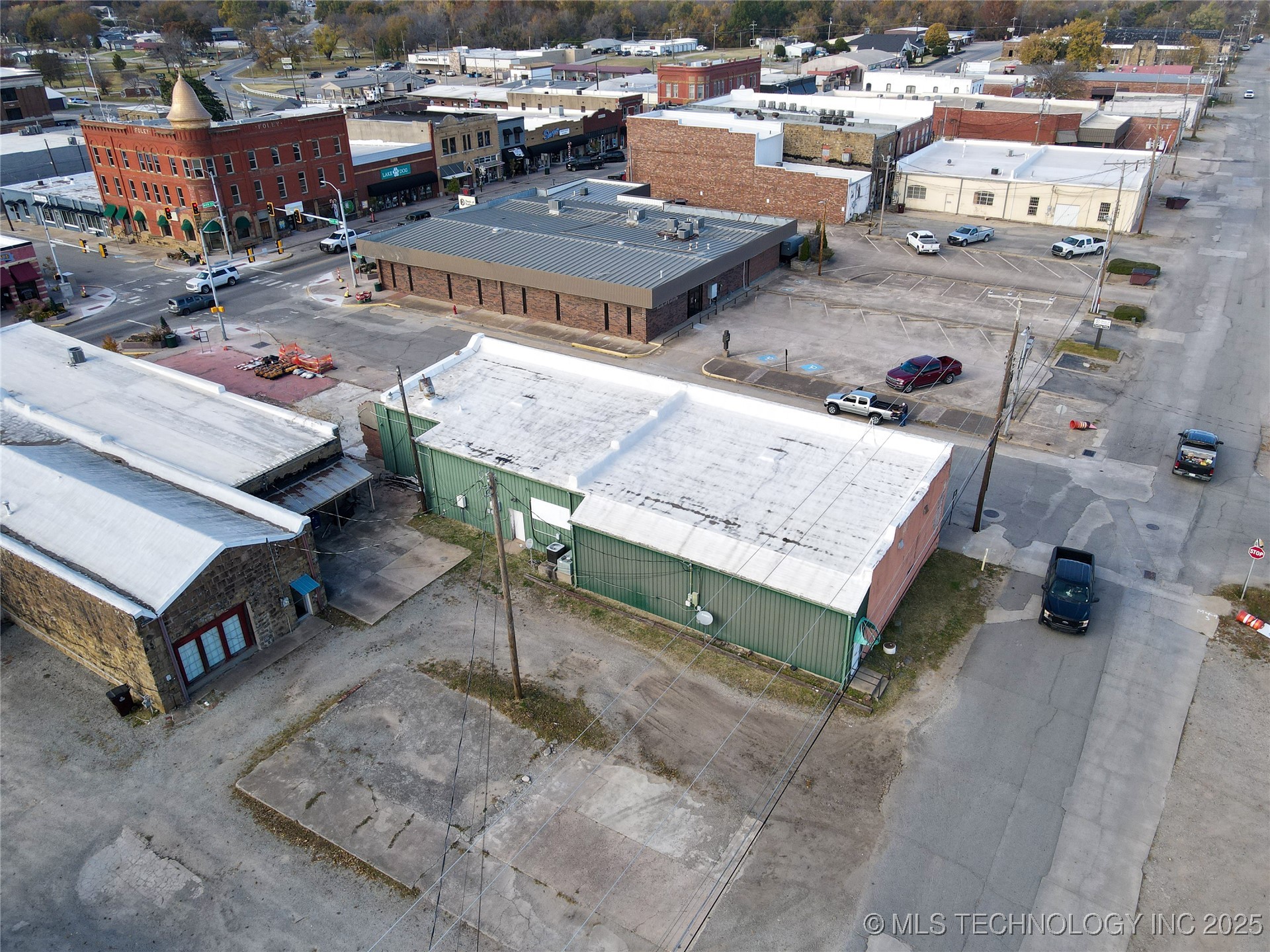 37 Foley Property Photo 8